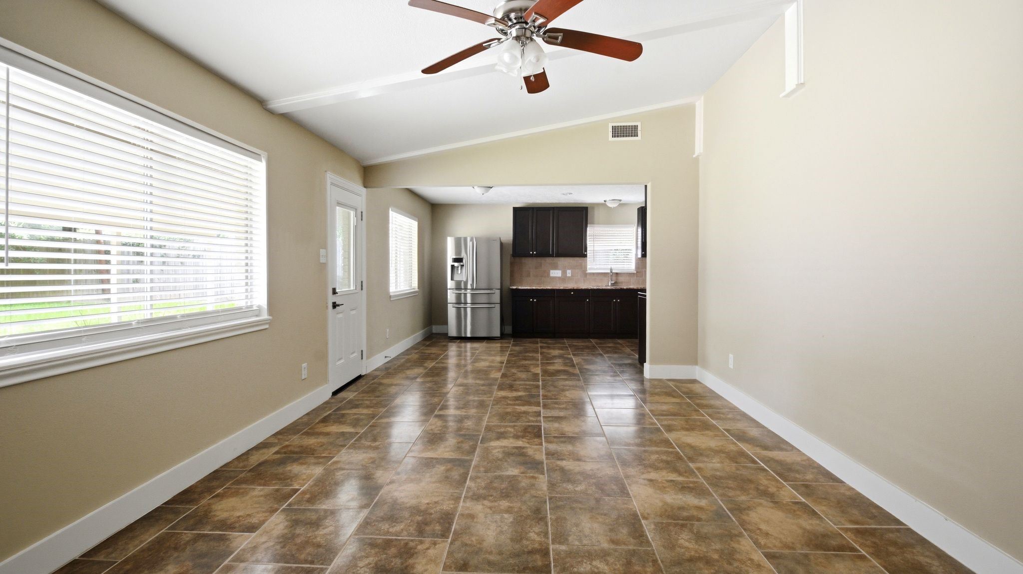 1511 Sungail Drive Property Photo 12