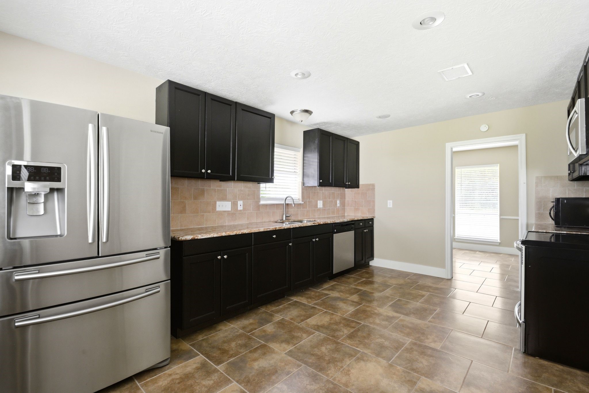 1511 Sungail Drive Property Photo 14