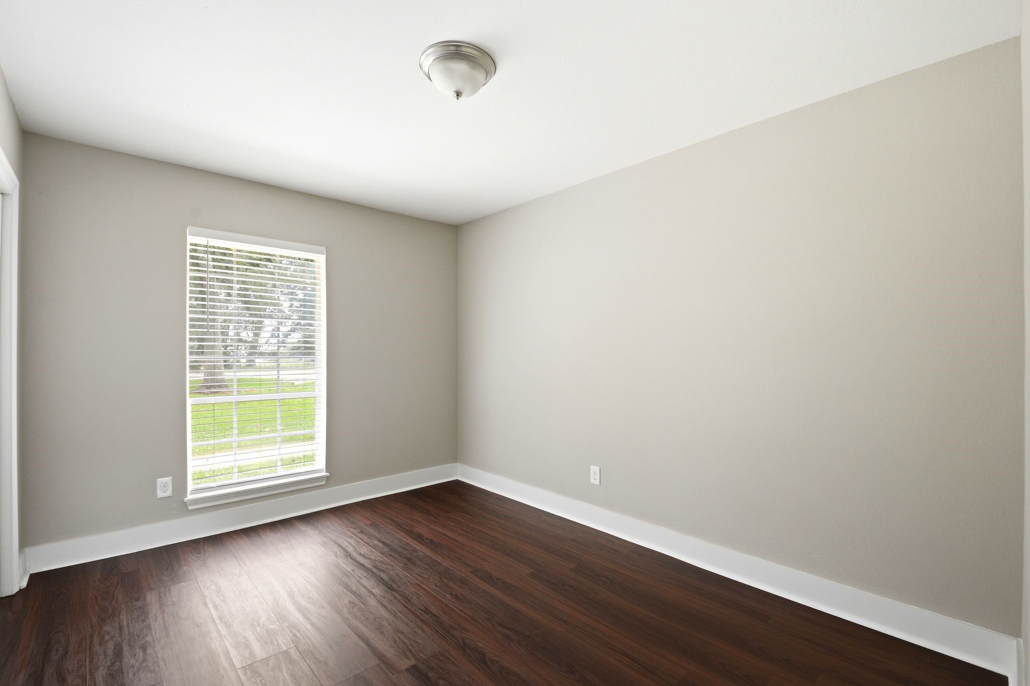 1511 Sungail Drive Property Photo 21