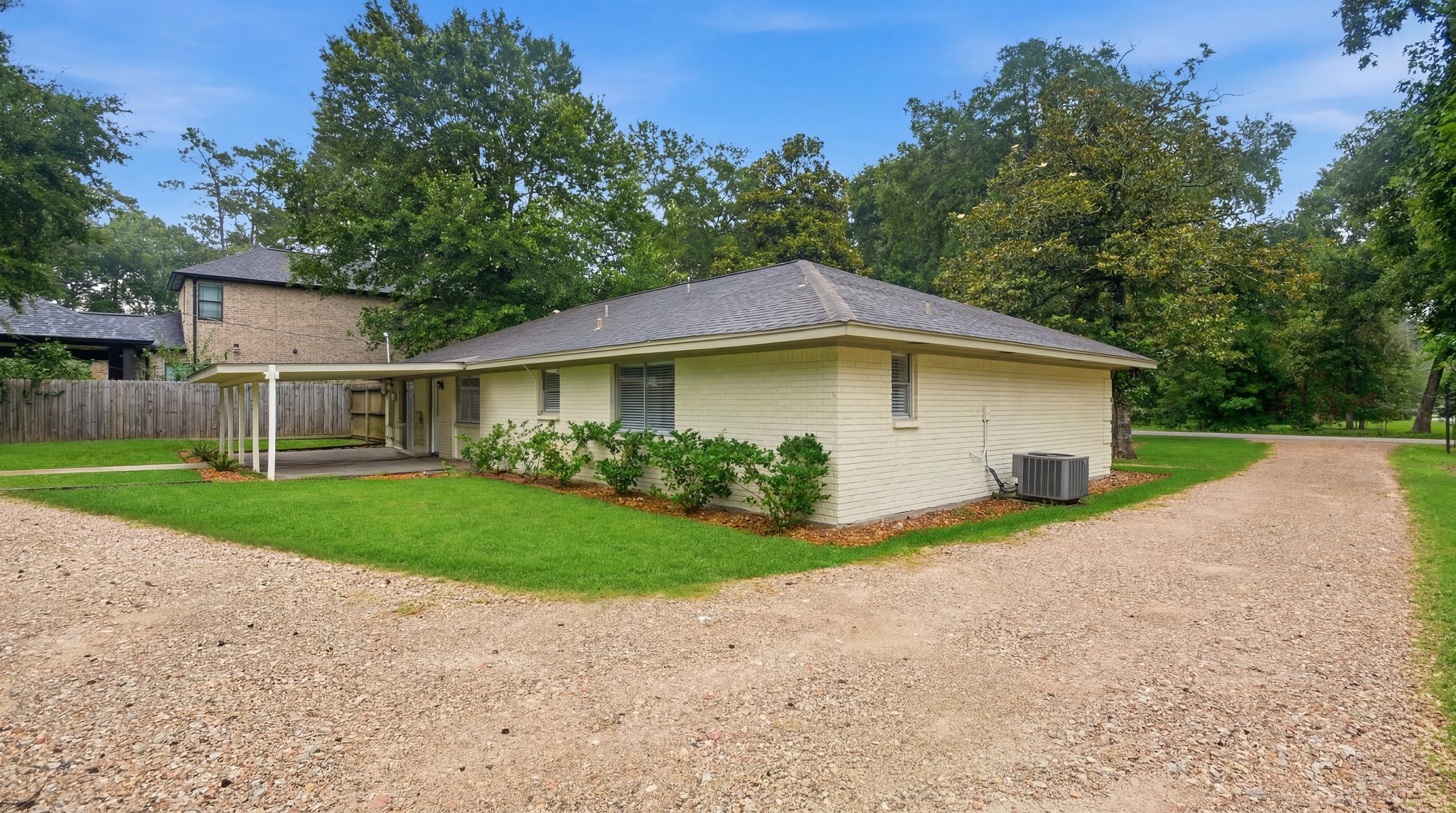 1511 Sungail Drive Property Photo 38