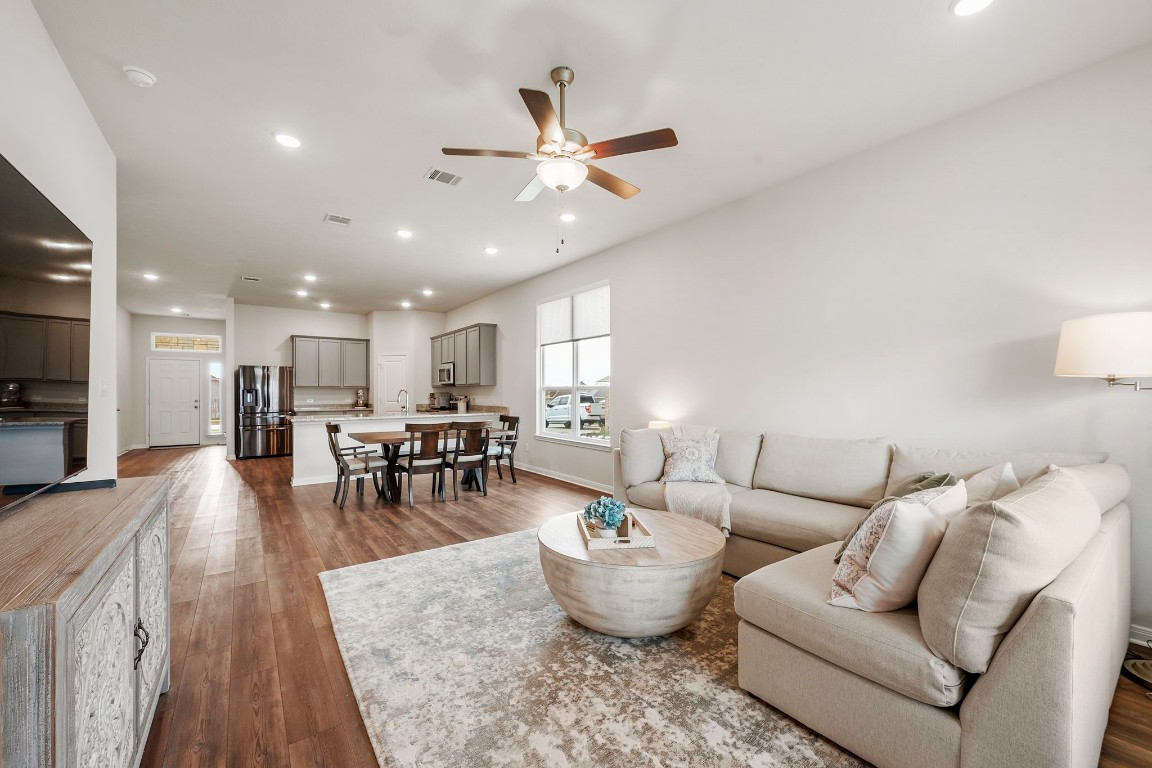 2038 Viva Road Property Photo 8