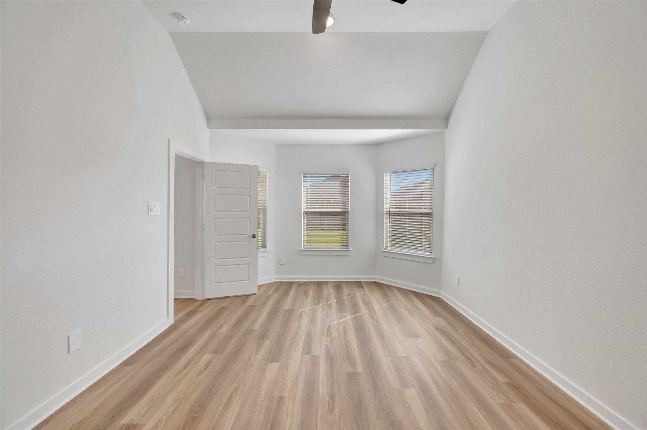10345 Navarro Path Property Photo 11
