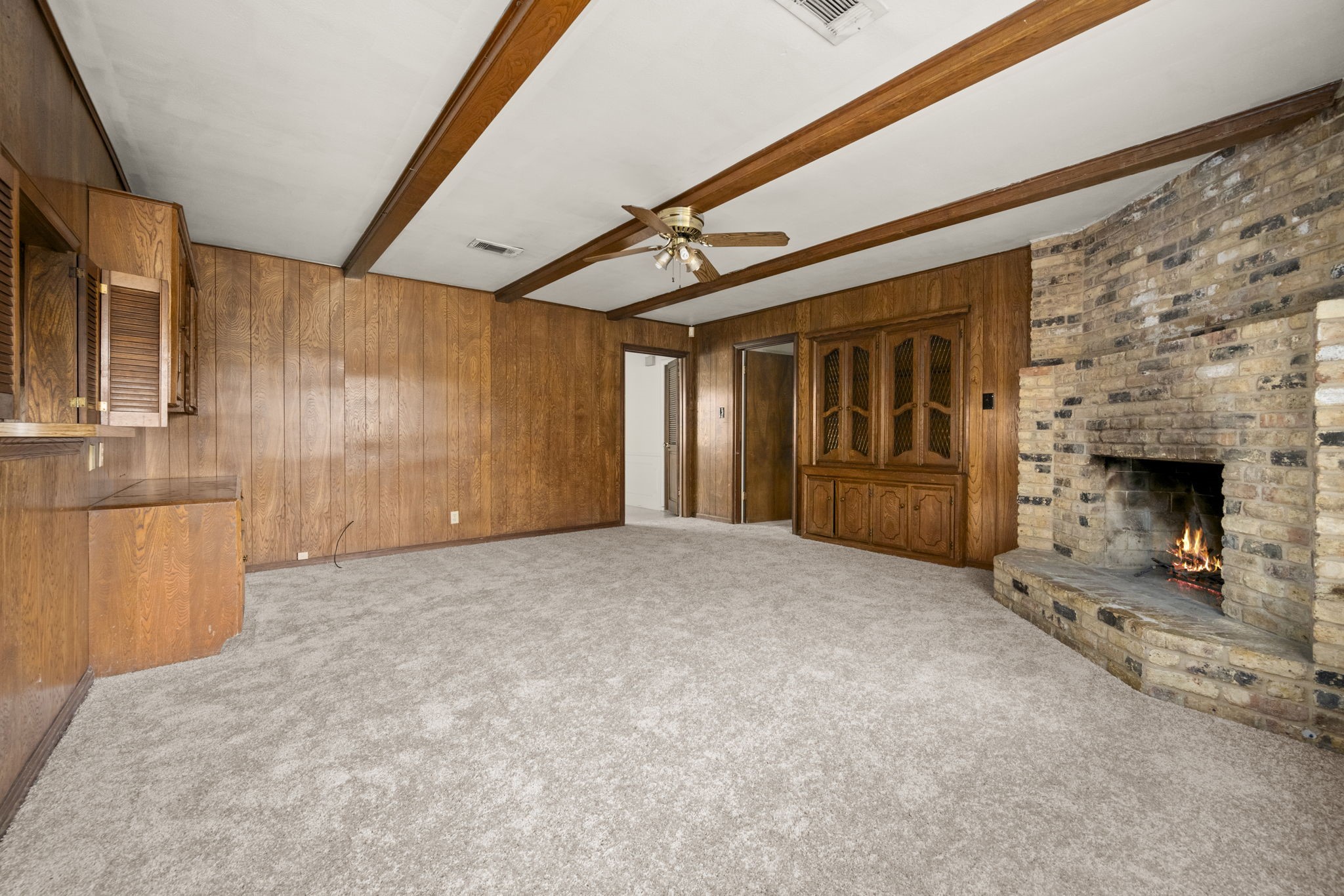 1039 Marcella Property Photo 9