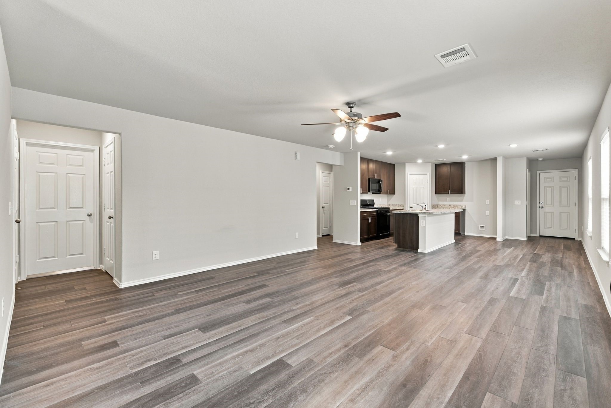 10627 Red Orchid Drive Property Photo 4