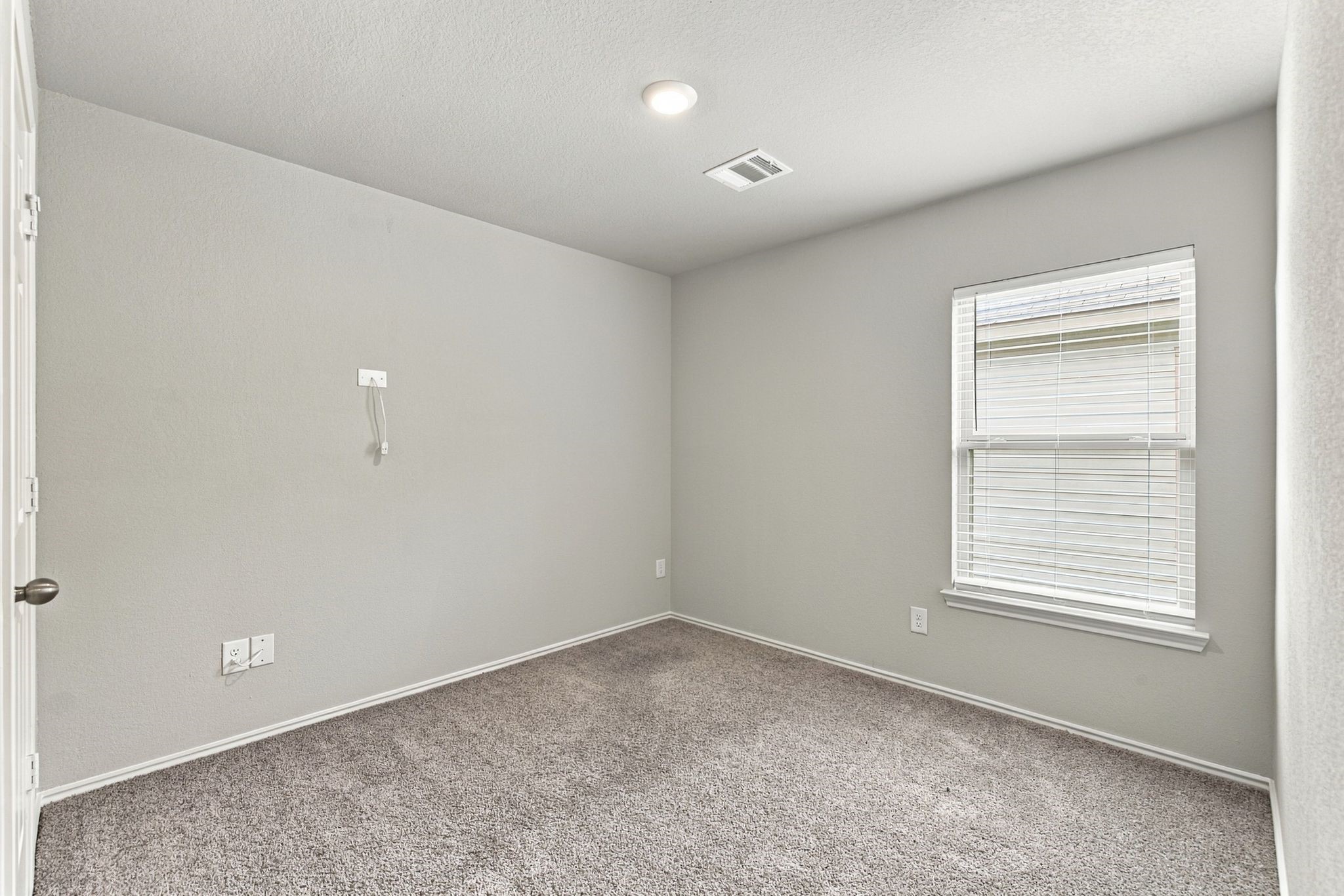 10627 Red Orchid Drive Property Photo 8
