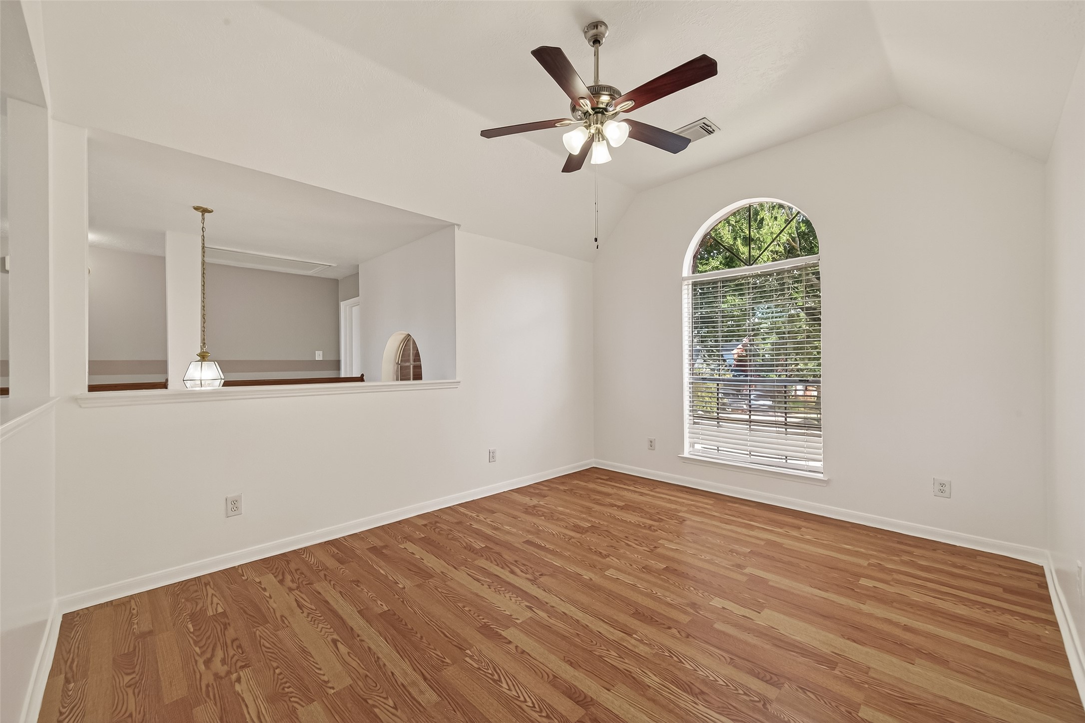 16315 April Ridge Drive Property Photo 31