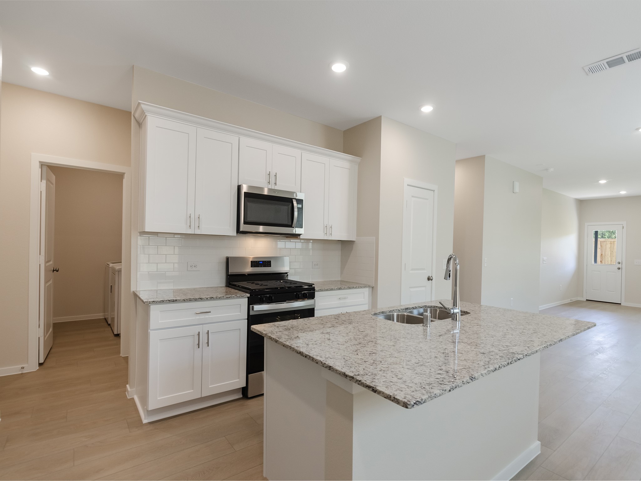 15881 Blass Valley Drive Drive Property Photo 2