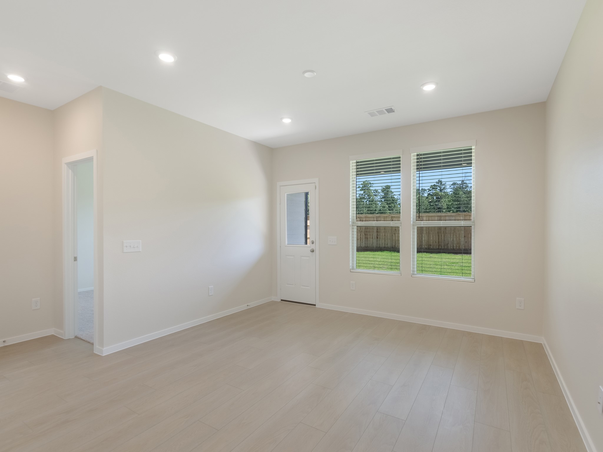 15881 Blass Valley Drive Drive Property Photo 13