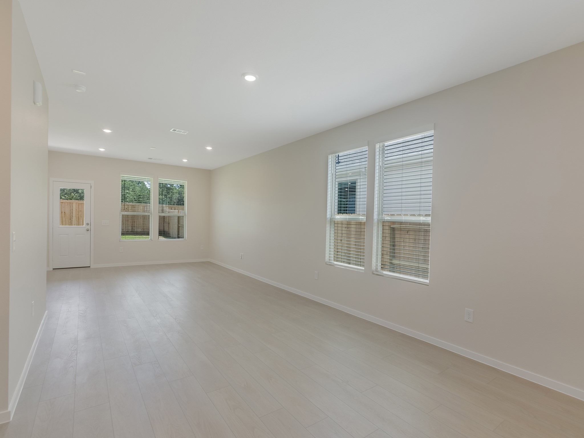 15881 Blass Valley Drive Drive Property Photo 15