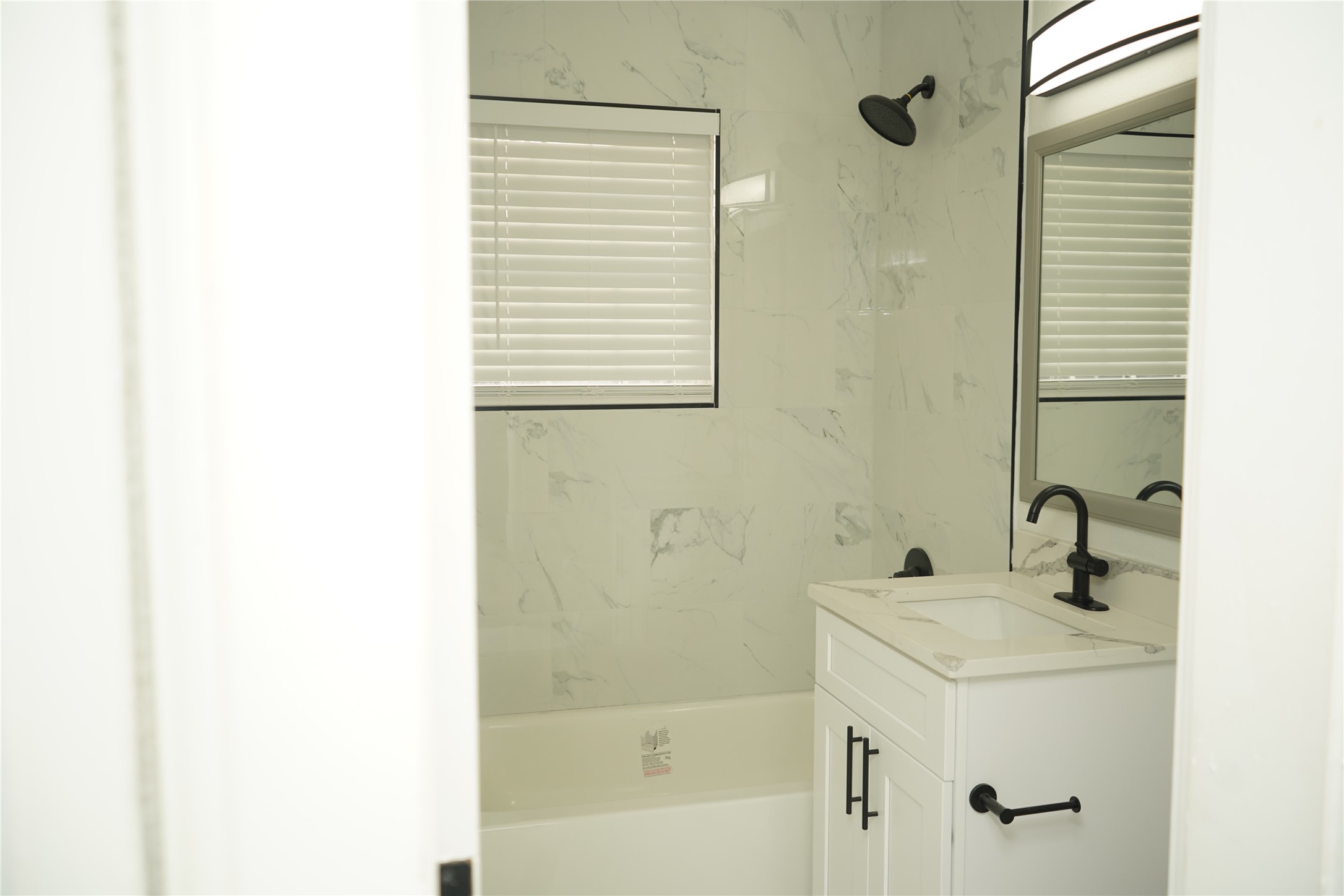 2516 Isabella Street Property Photo 8