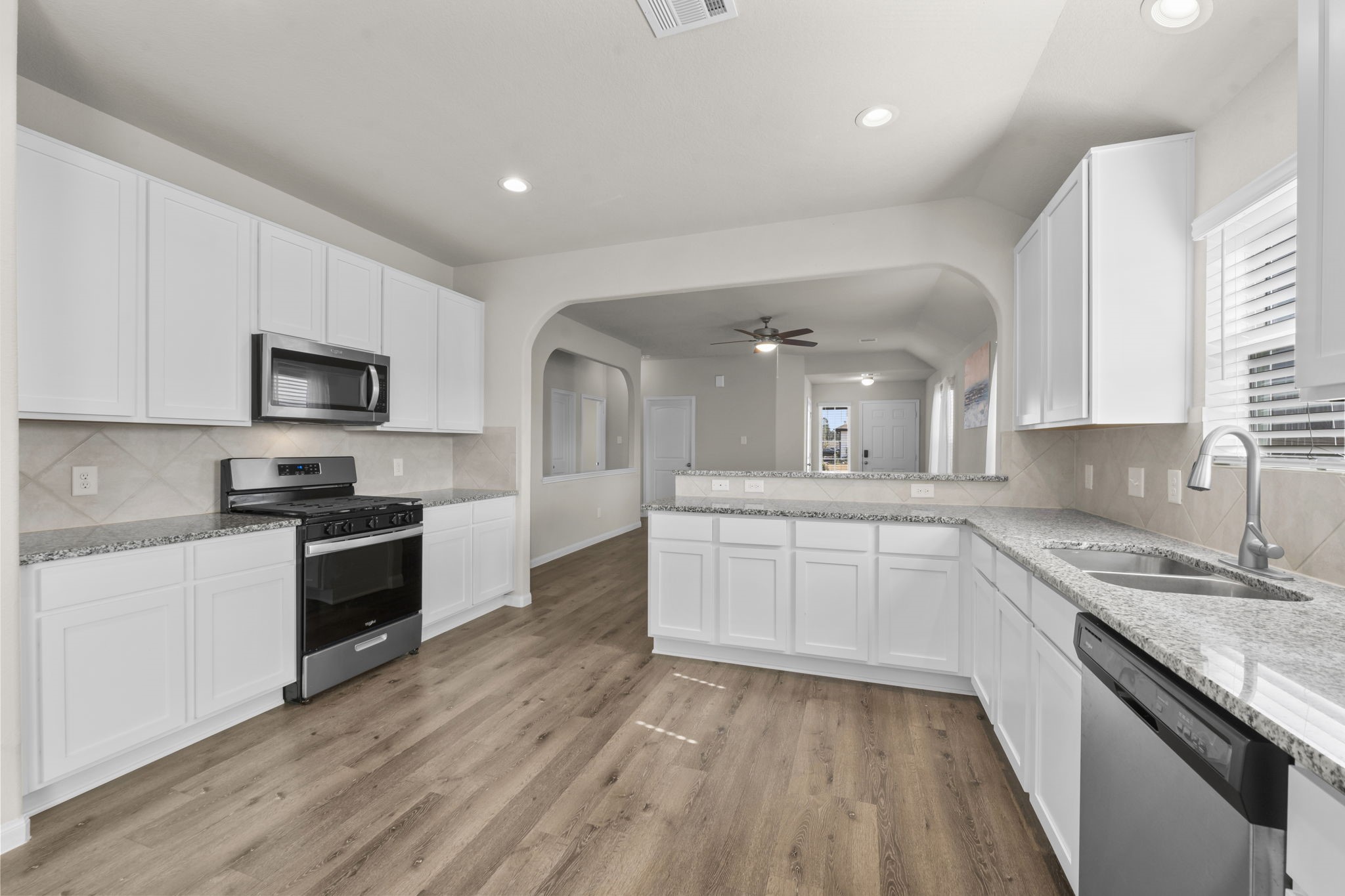 14091 Chinook Drive Property Photo 2