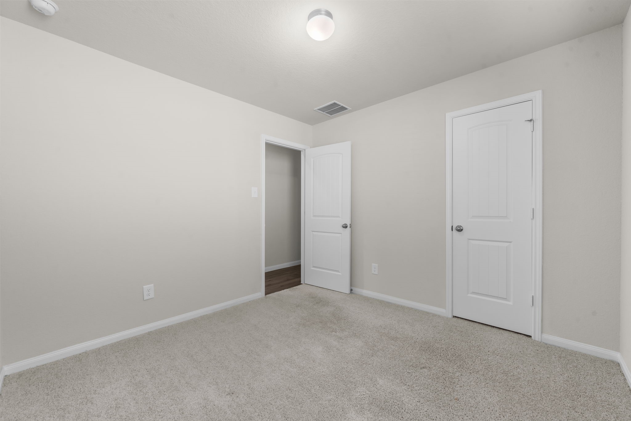 14091 Chinook Drive Property Photo 7