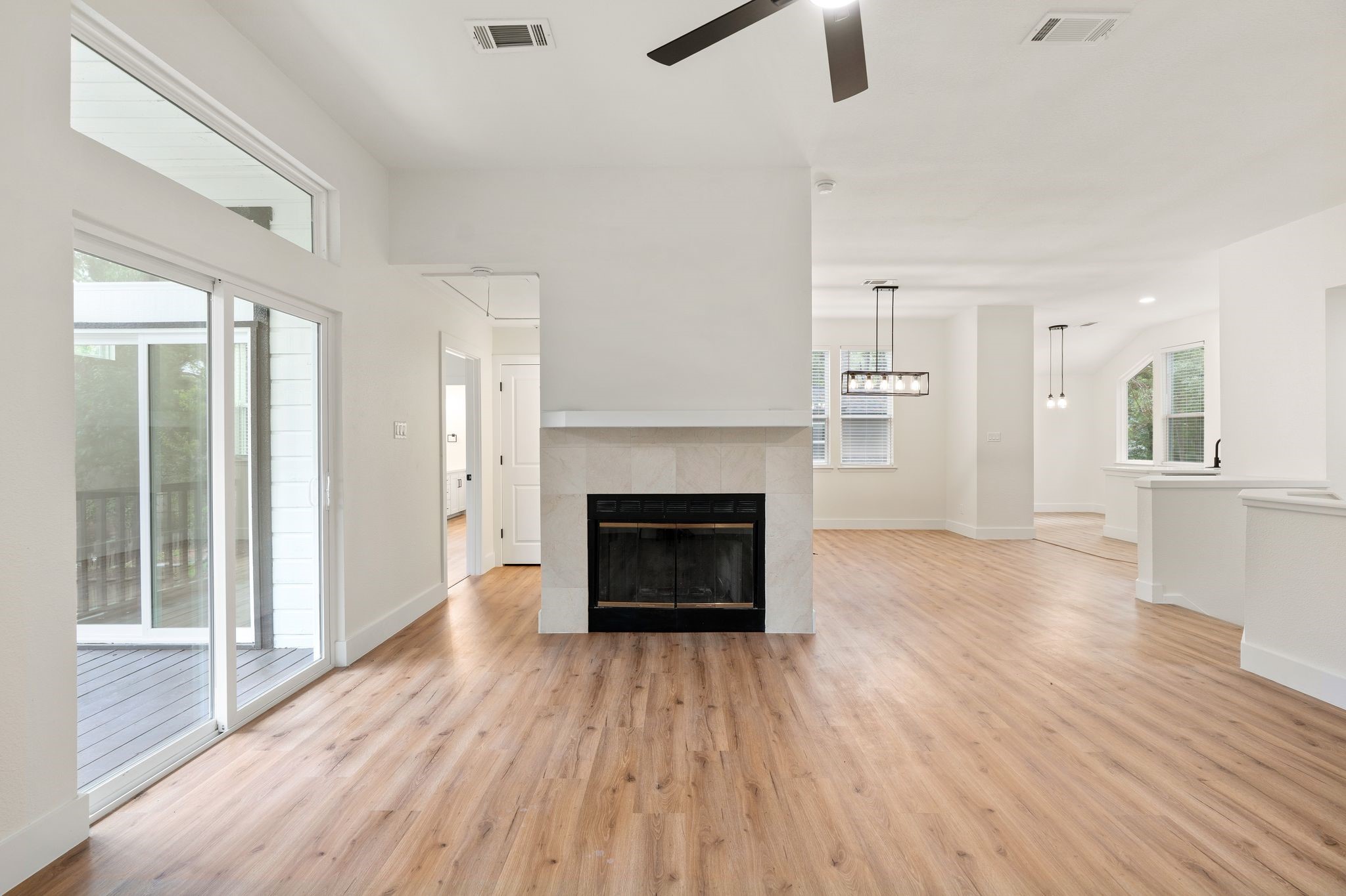 30 Shallow Pond Place Property Photo 18