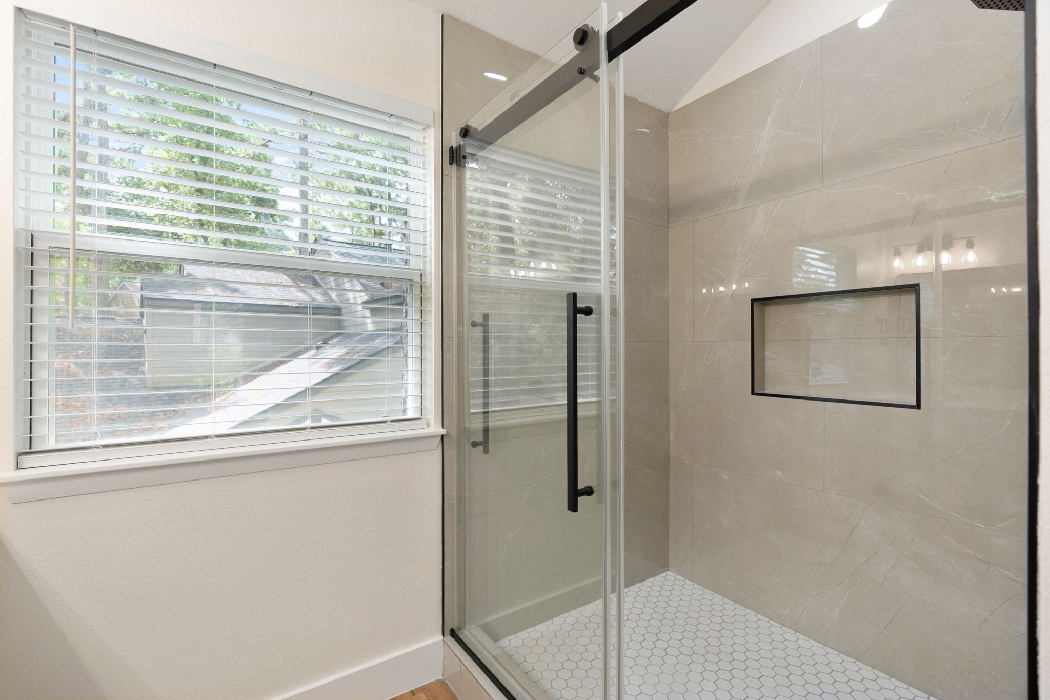 30 Shallow Pond Place Property Photo 26