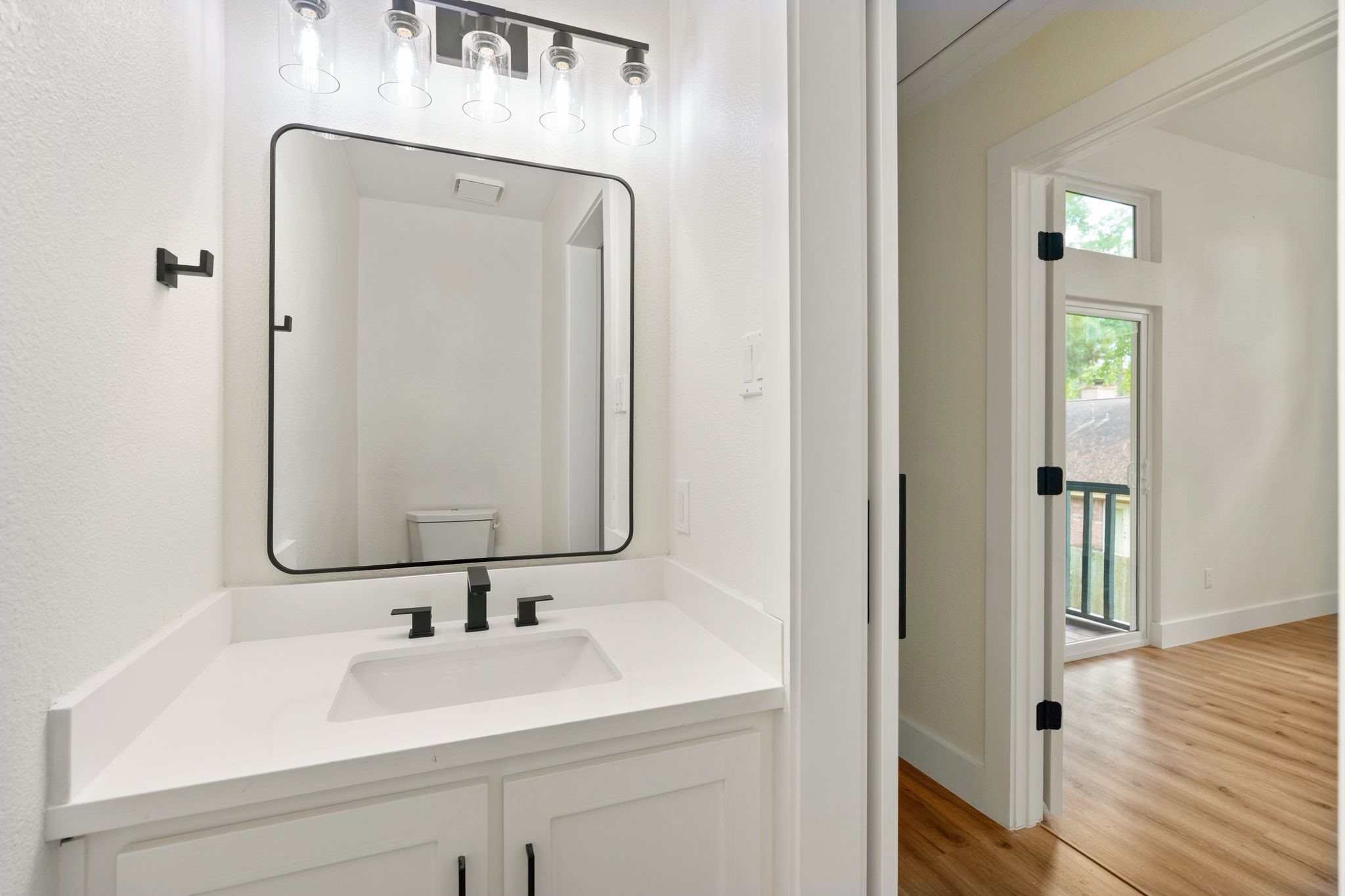 30 Shallow Pond Place Property Photo 29