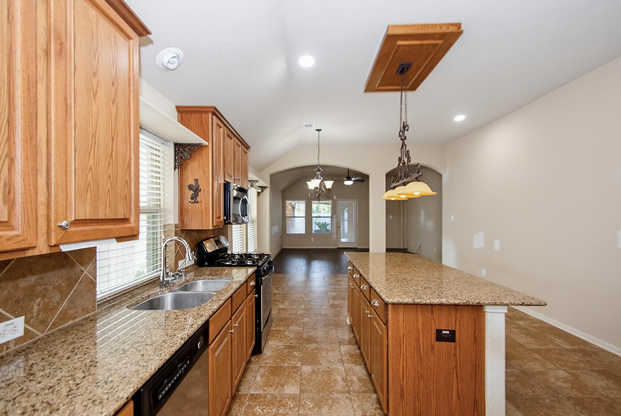 13406 Quail Landing Lane Property Photo 5