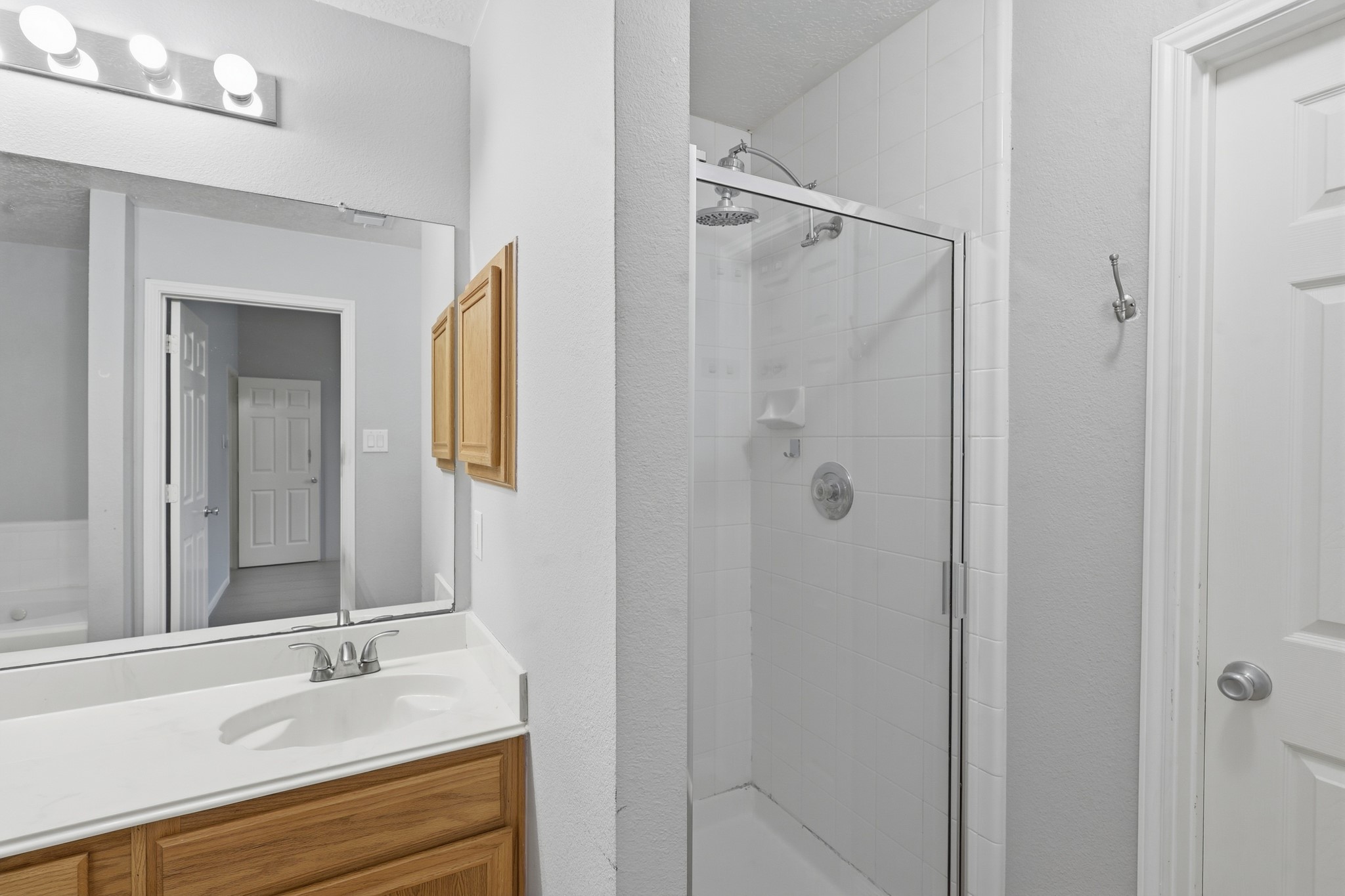 1242 Hunter Wood Drive Property Photo 19