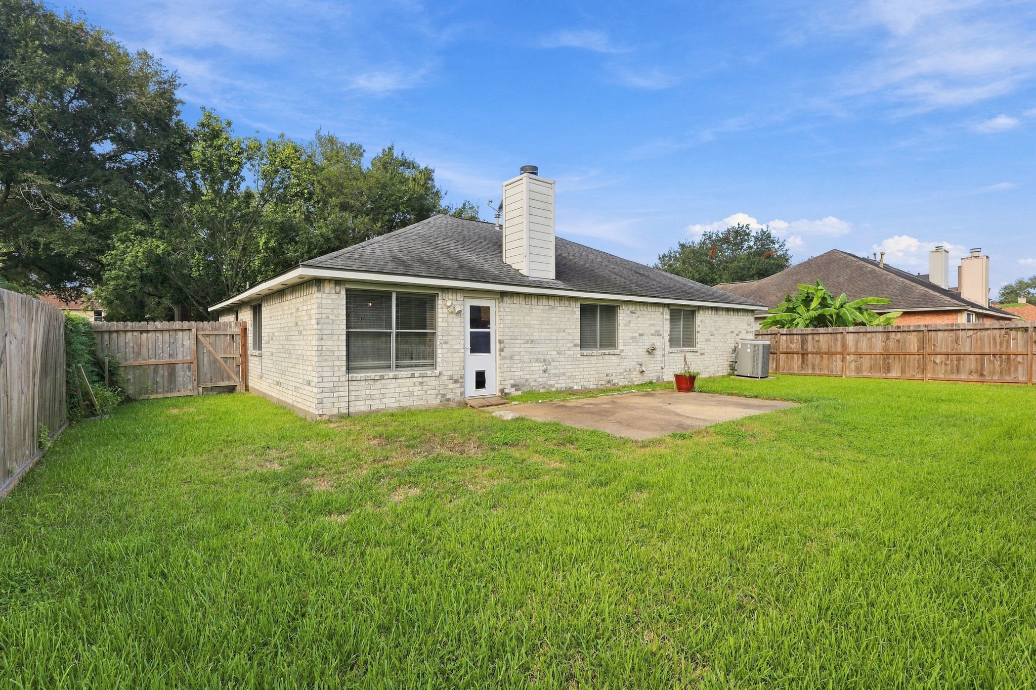 1242 Hunter Wood Drive Property Photo 25