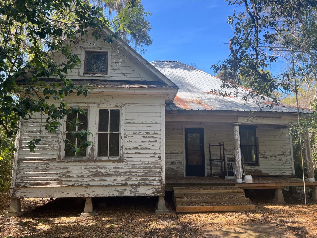 515 County Road 728b Property Photo 3