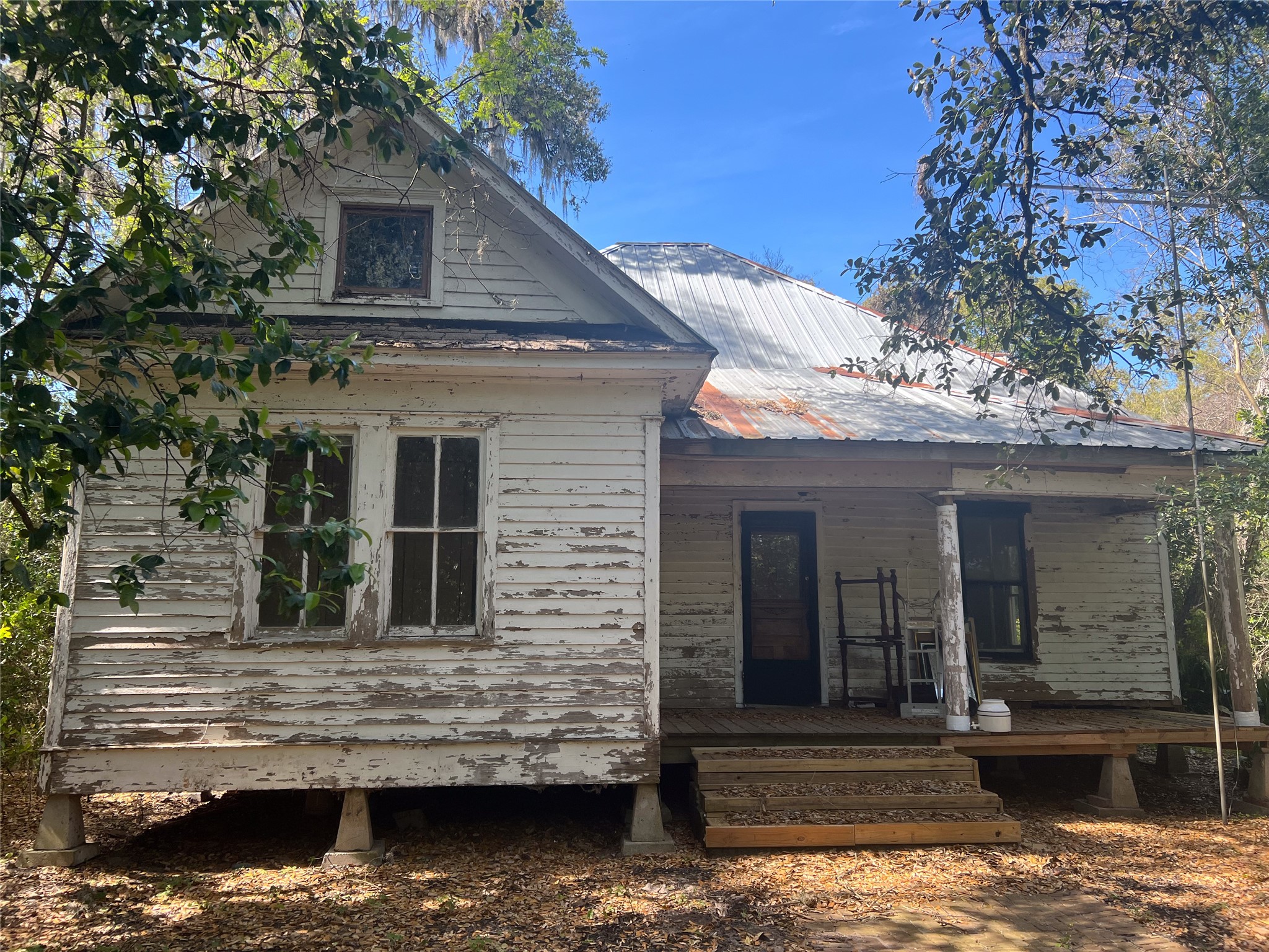 515 County Road 728b Property Photo 3