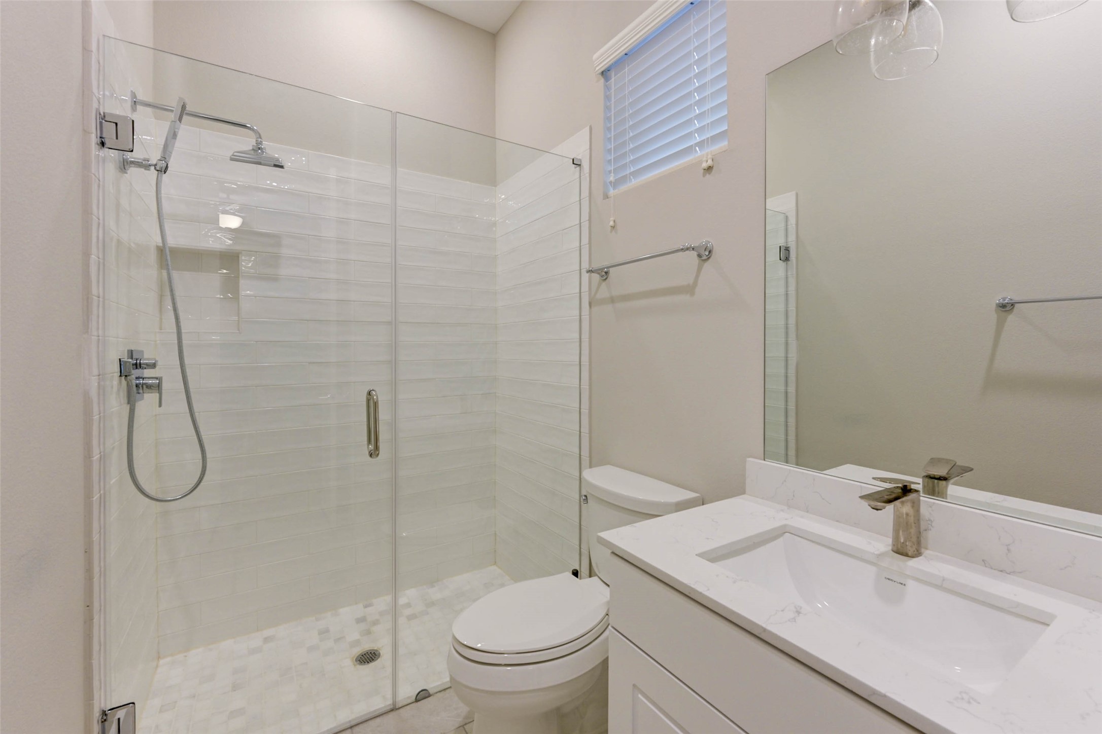 1108 Fowler Street Property Photo 11