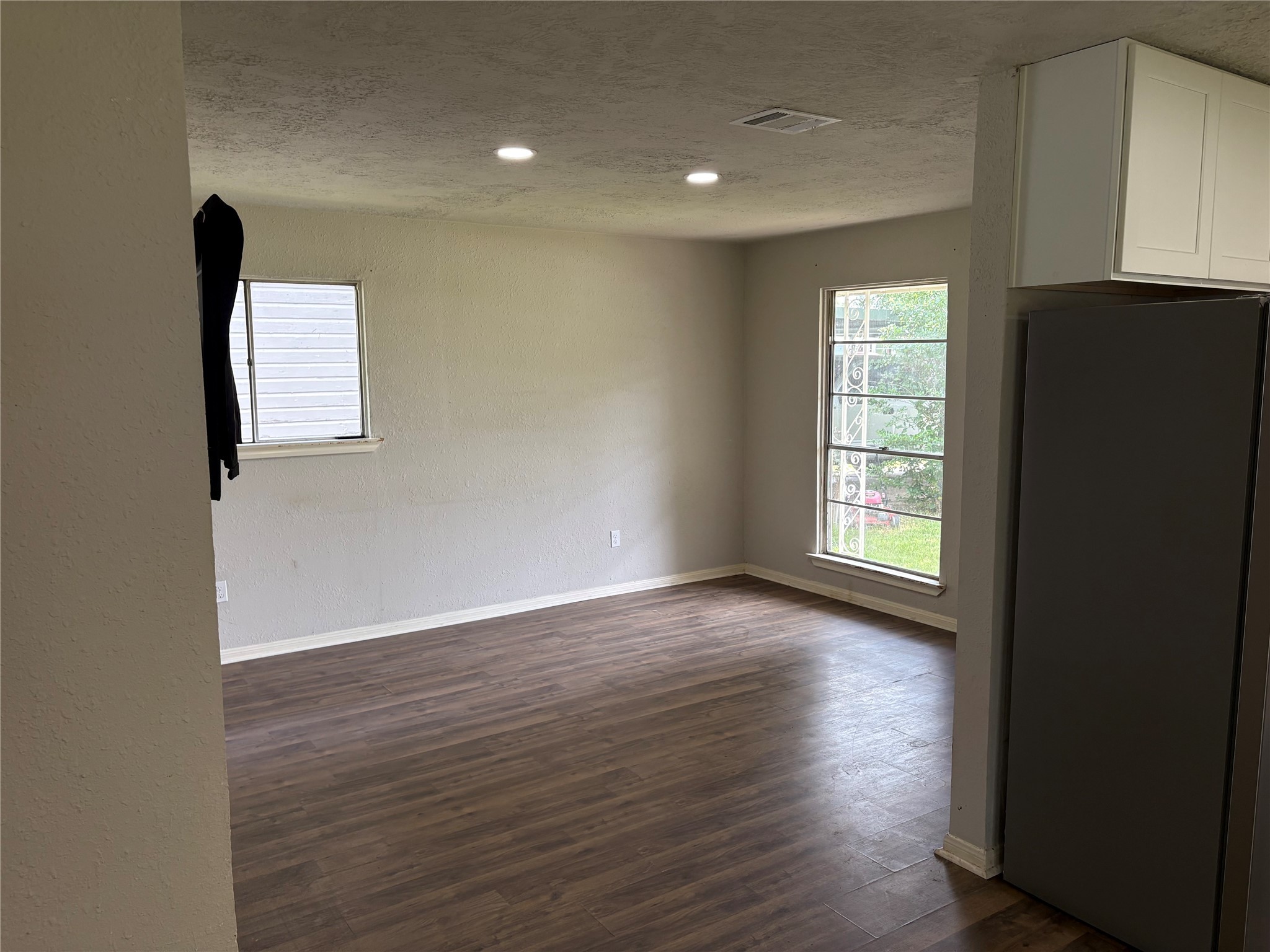 413 Betty Road Property Photo 6