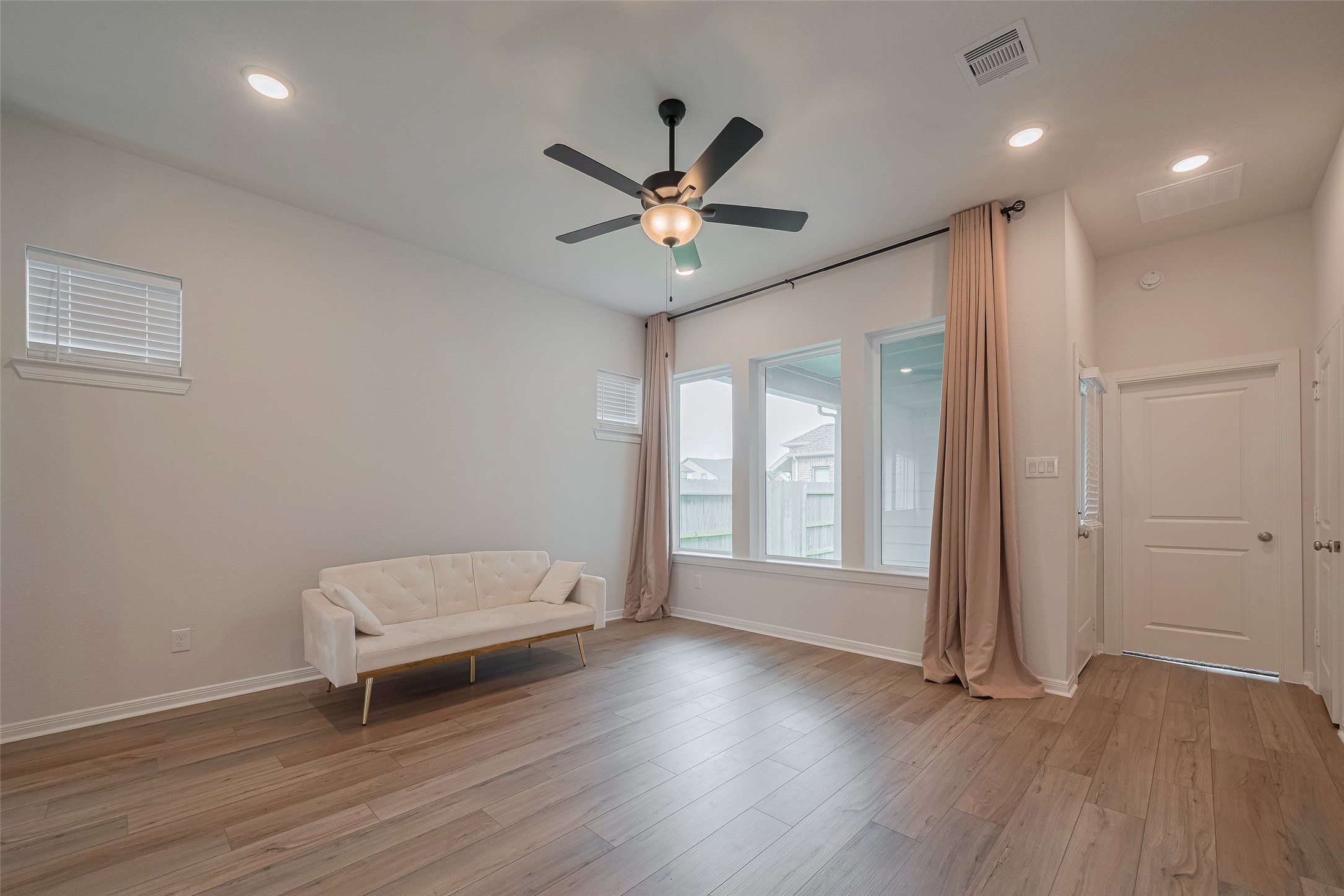 16331 Verbena Glen Drive Property Photo 4