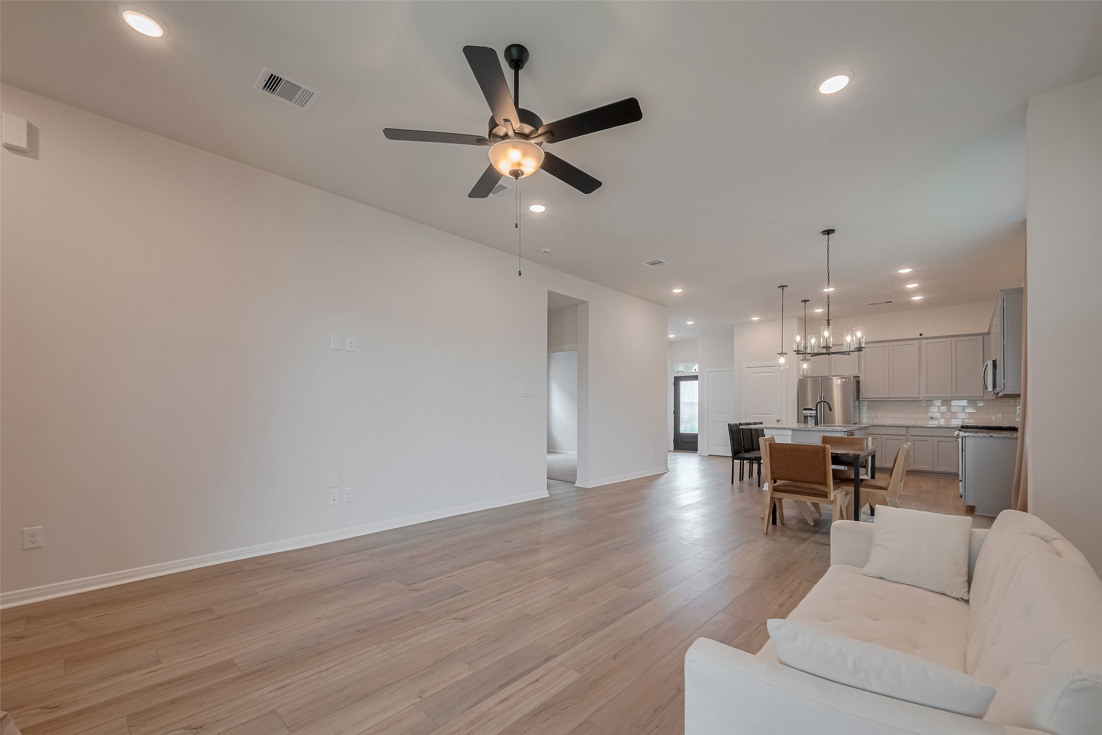 16331 Verbena Glen Drive Property Photo 6