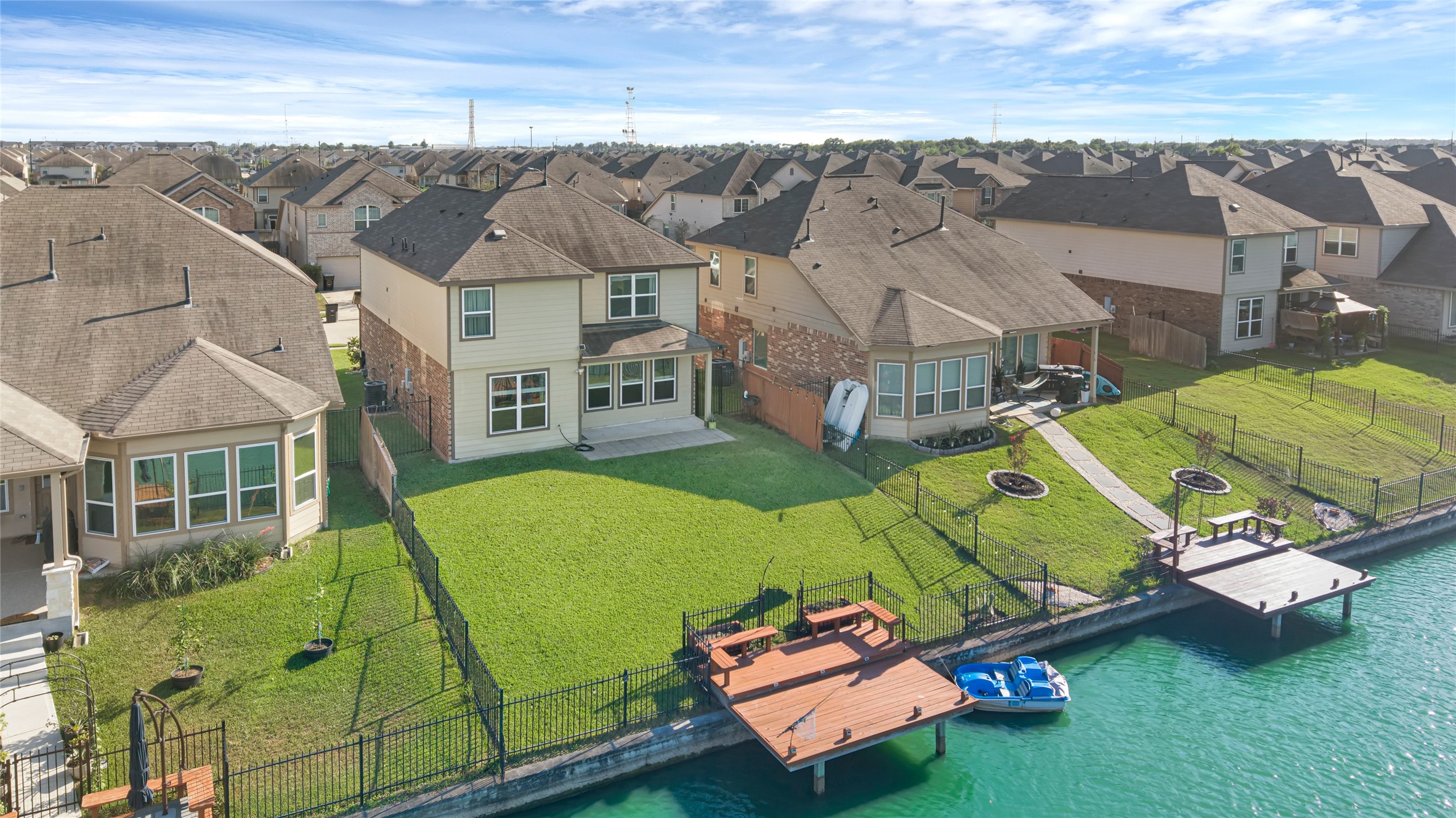 24718 Puccini Place Property Photo 3