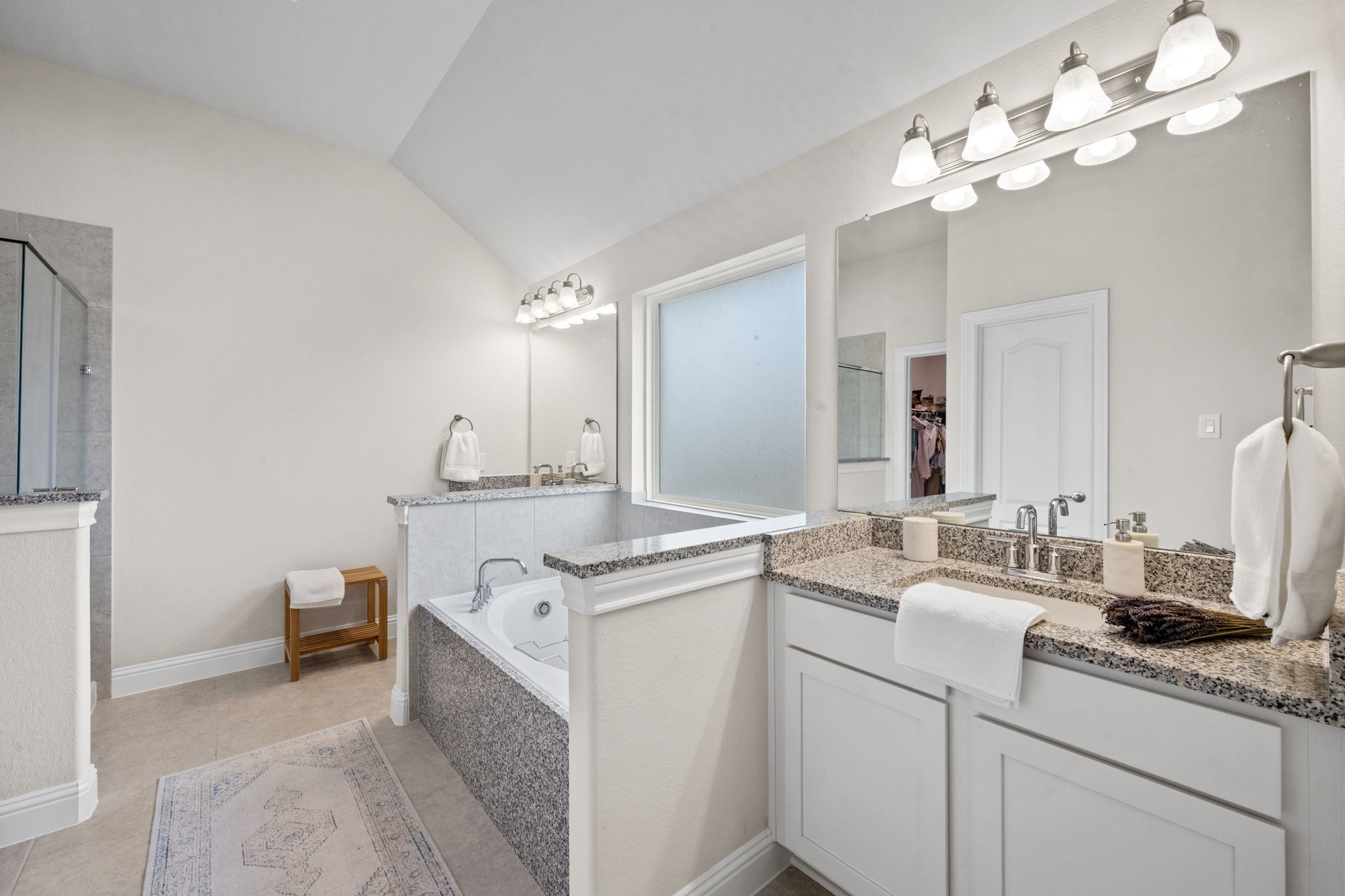 12014 Champions Forest Drive Property Photo 18