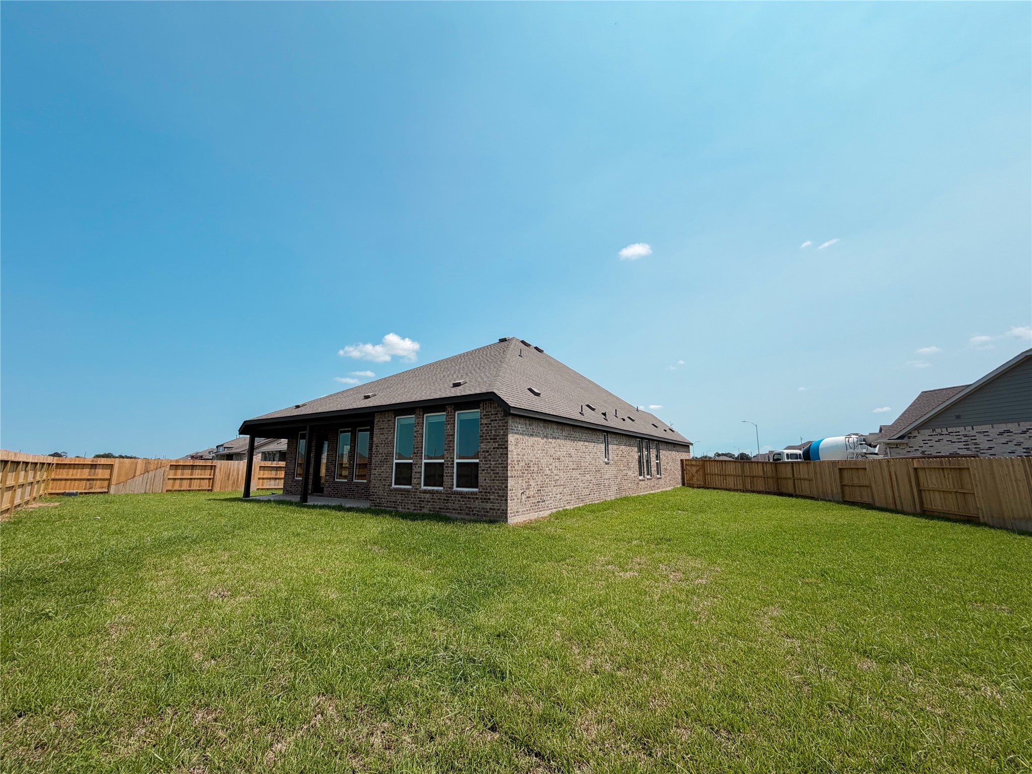 2503 Pine Bluff Drive Property Photo 16