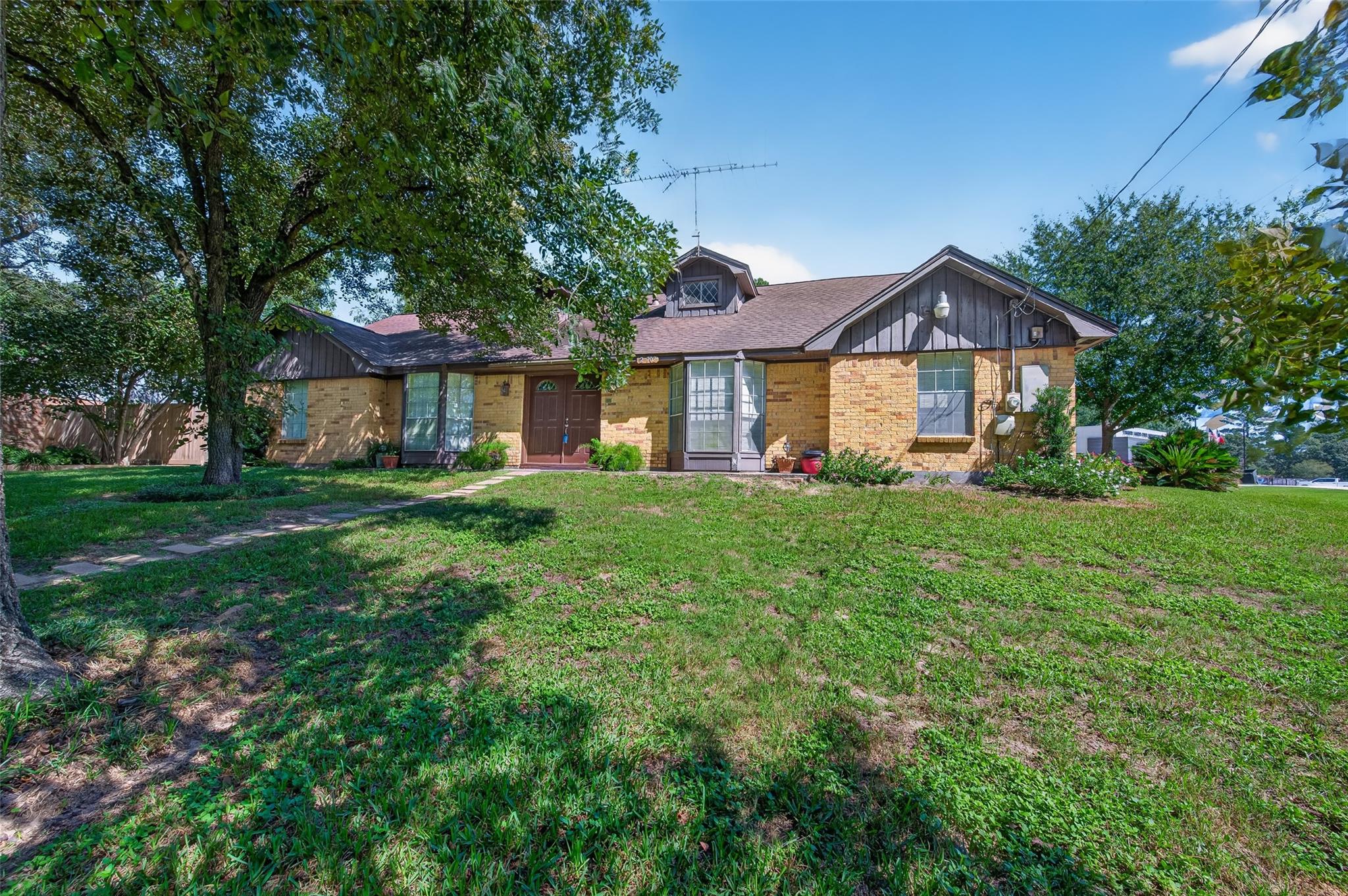 25702 Timber Lakes Drive Property Photo 4