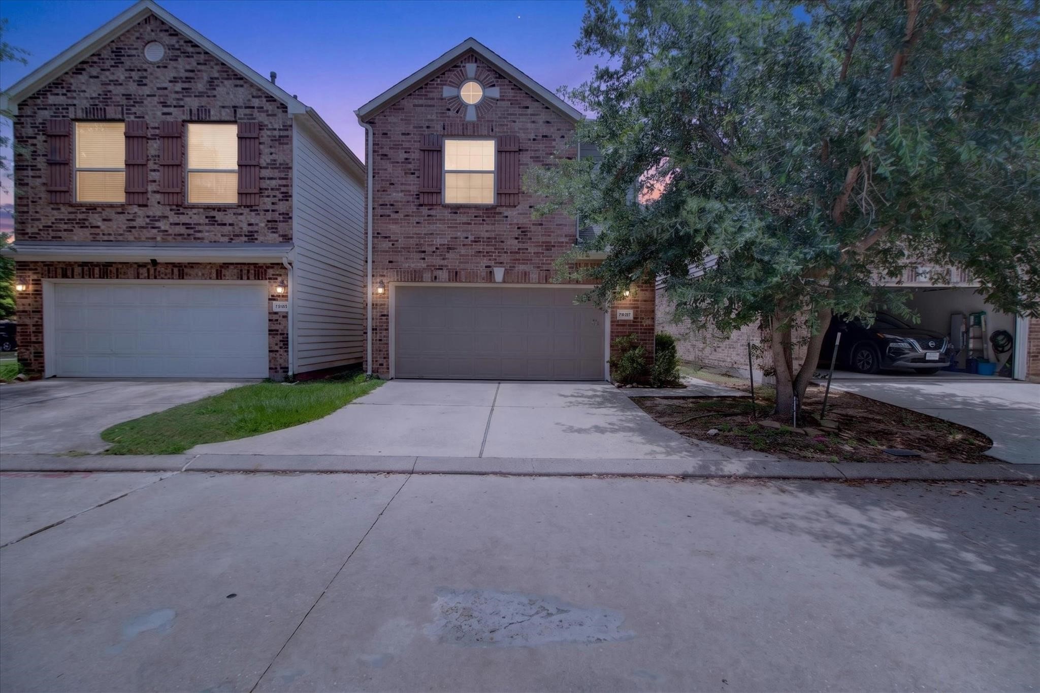 17027 Amarose Drive Property Photo 2