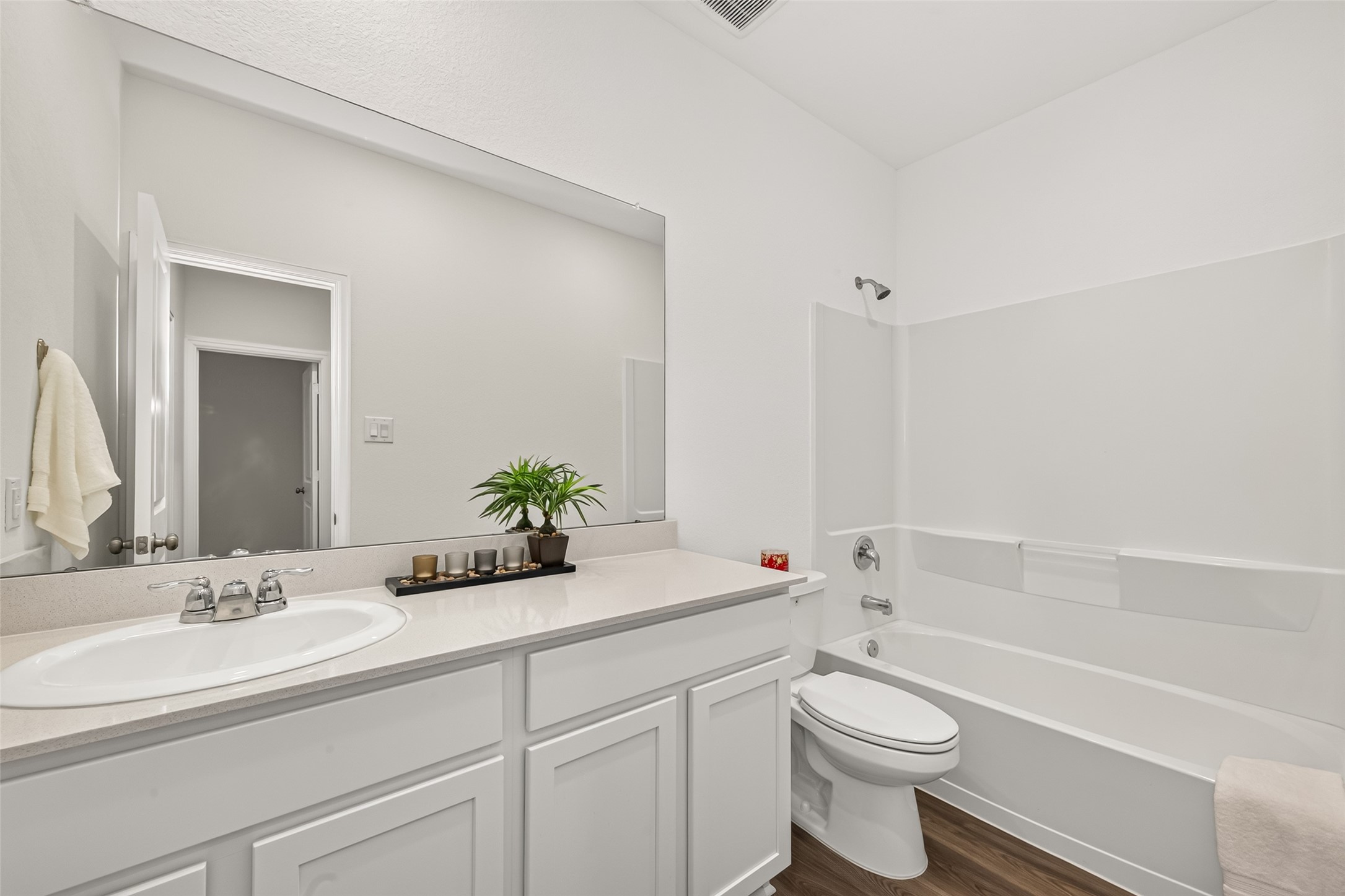 7918 Elk Grove Lane Property Photo 16
