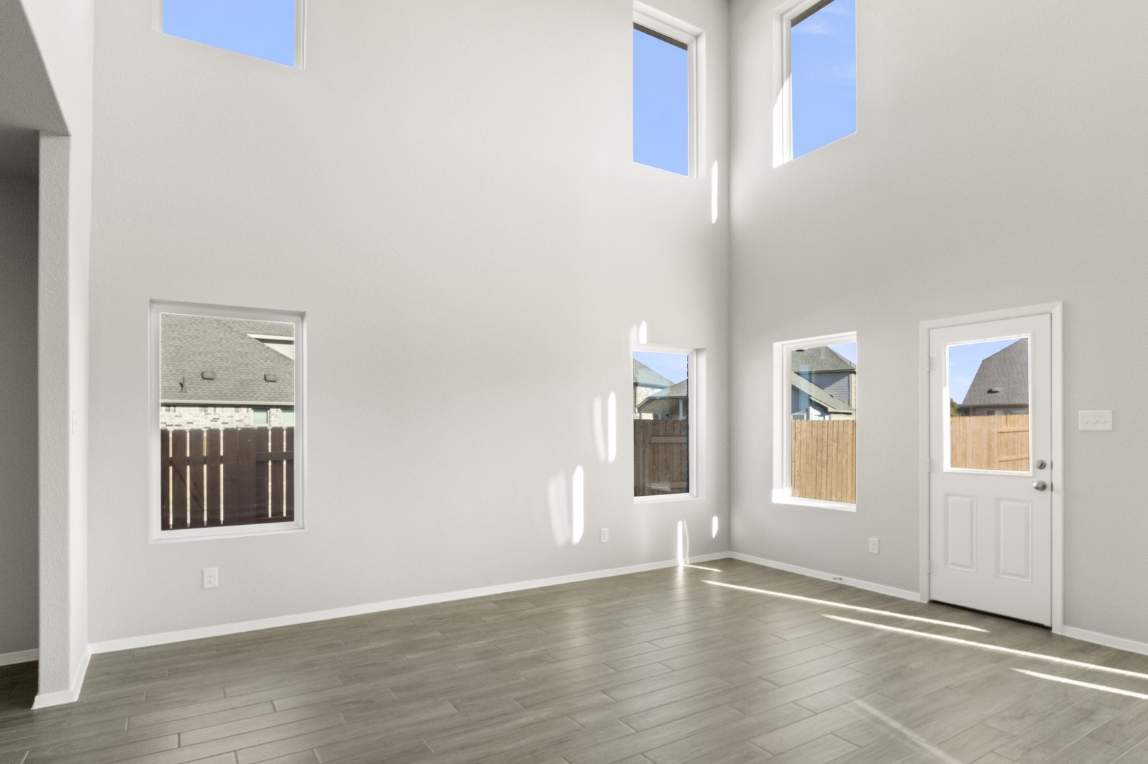 3021 Desert Rose Lane Property Photo 12