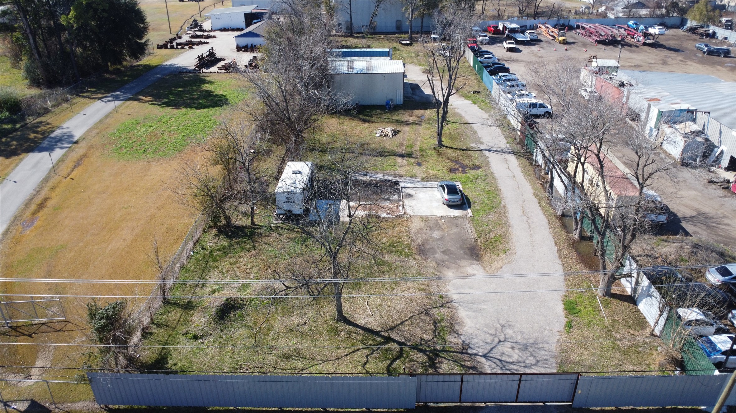 13533 Luthe Road Property Photo 3