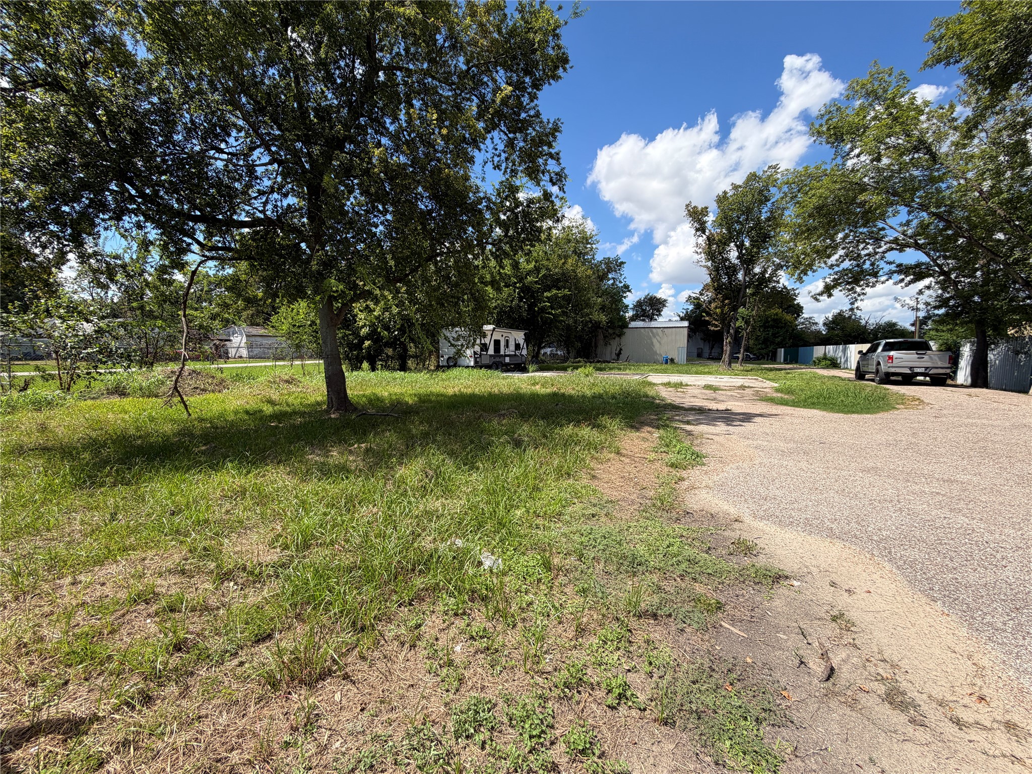 13533 Luthe Road Property Photo 7
