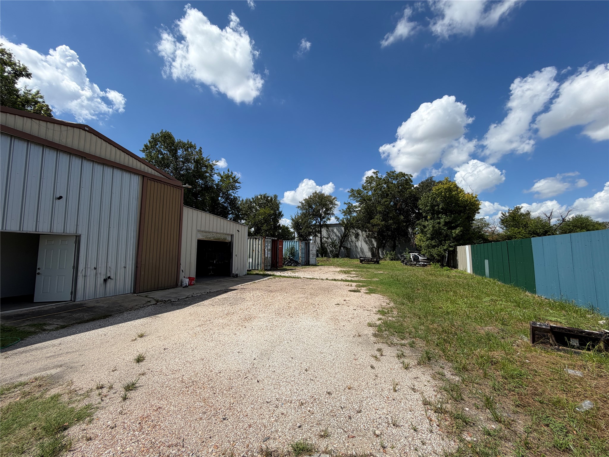 13533 Luthe Road Property Photo 15