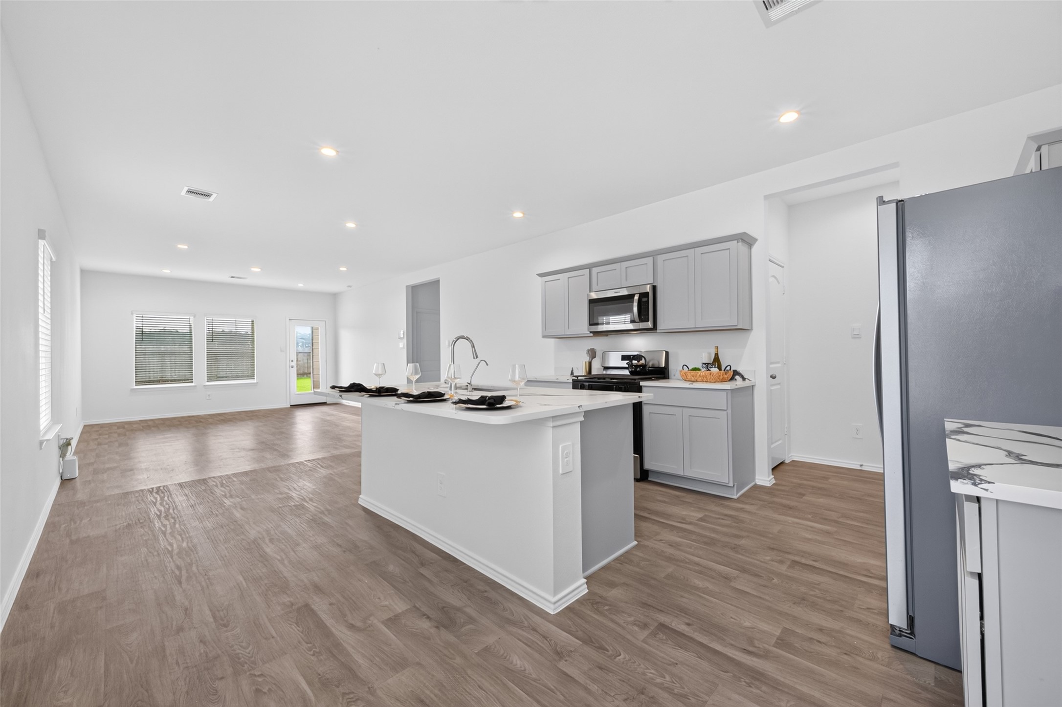24206 Foxdale Bay Court Property Photo 15