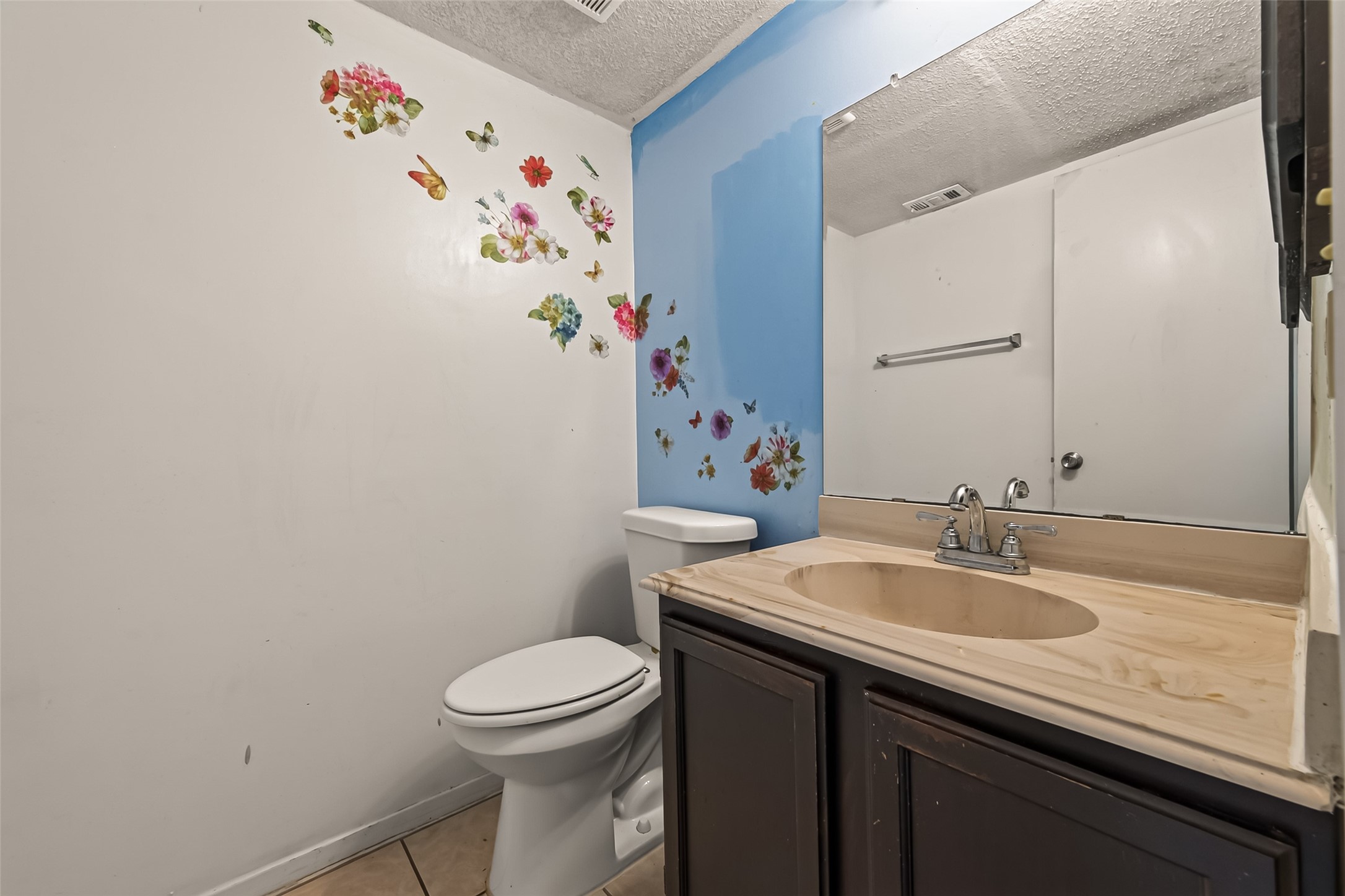 1818 Foxlake Drive Property Photo 15