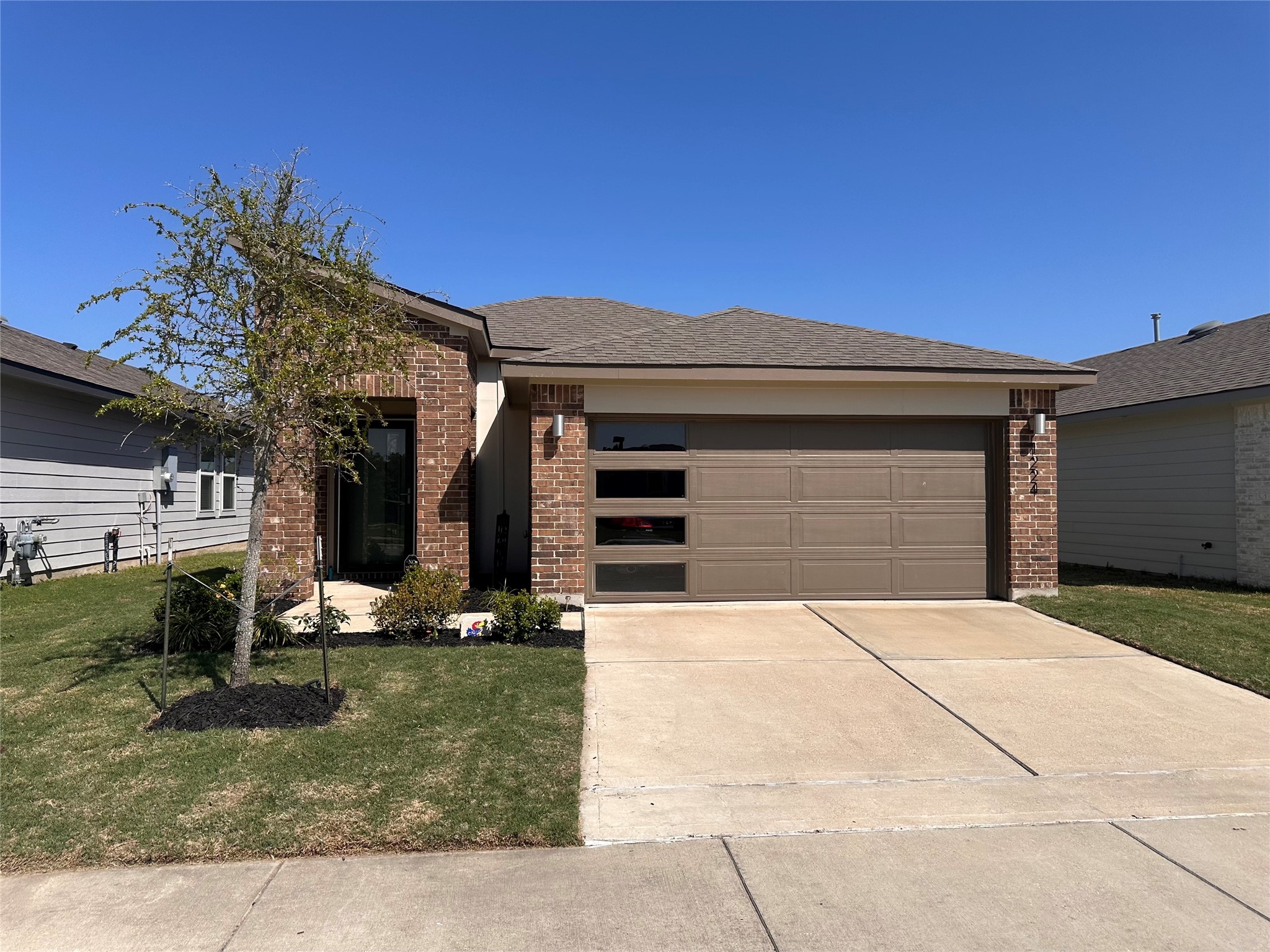 1224 Amistad Loop Property Photo 1