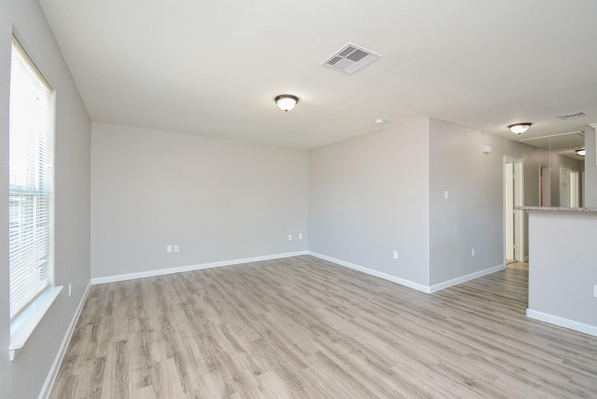 7611 Dyer Street Property Photo 3