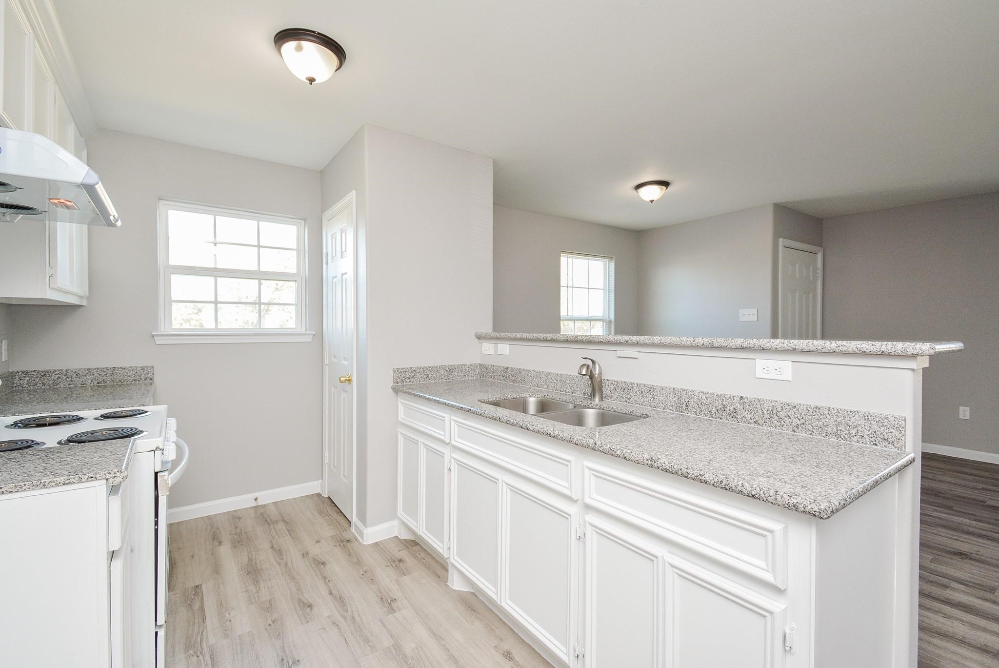 7611 Dyer Street Property Photo 11