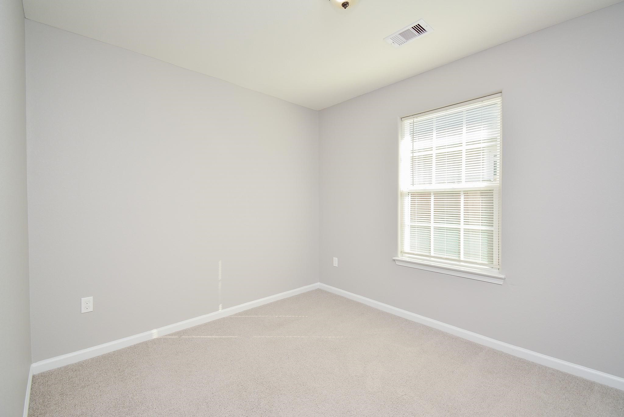 7611 Dyer Street Property Photo 15
