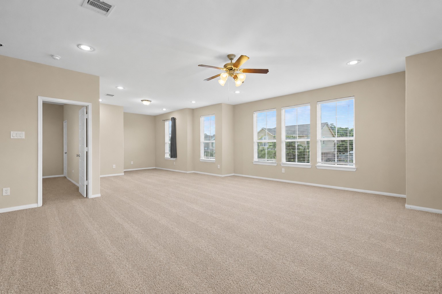 22503 Miramar Bend Drive Property Photo 26