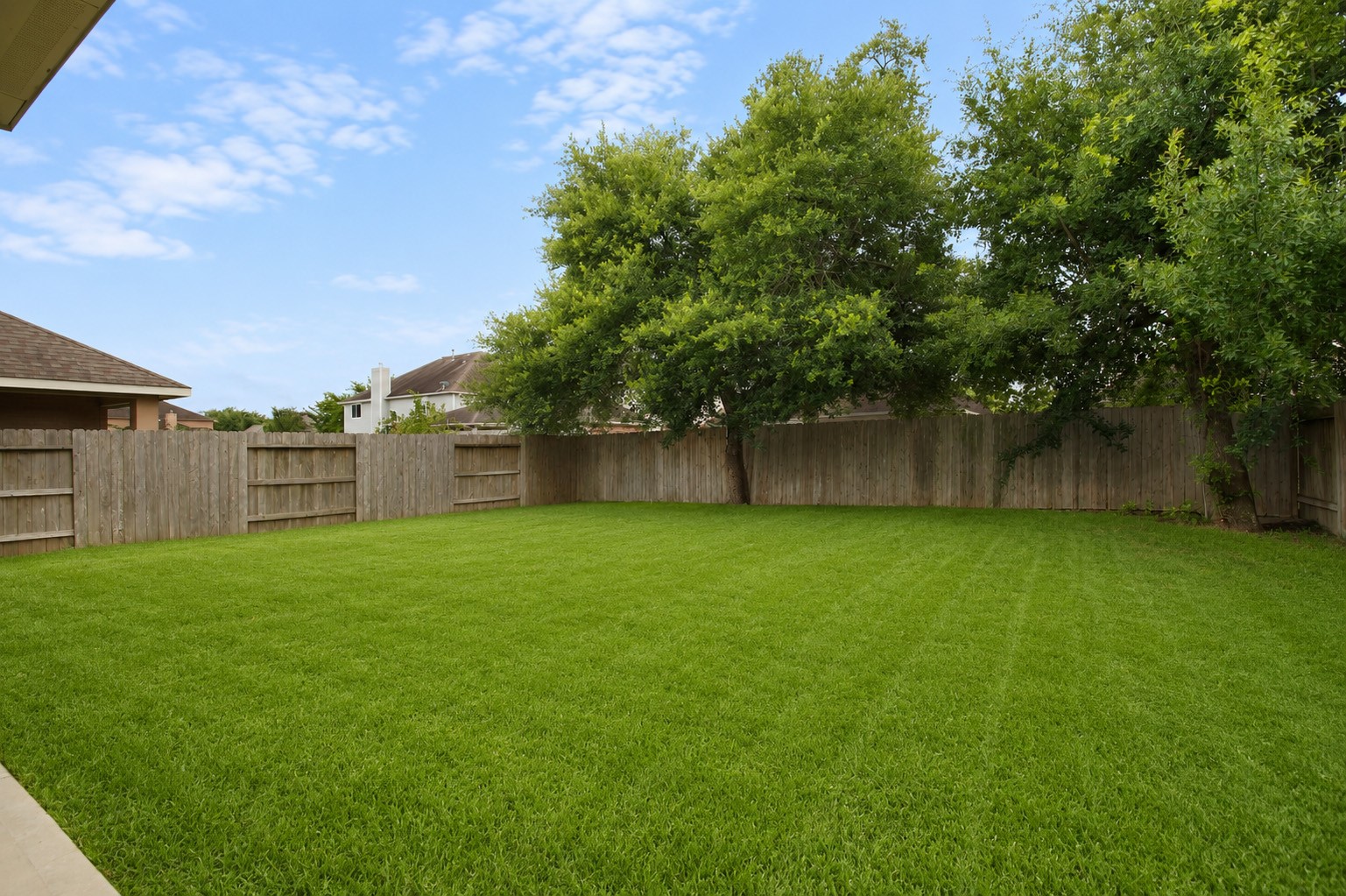 22503 Miramar Bend Drive Property Photo 47