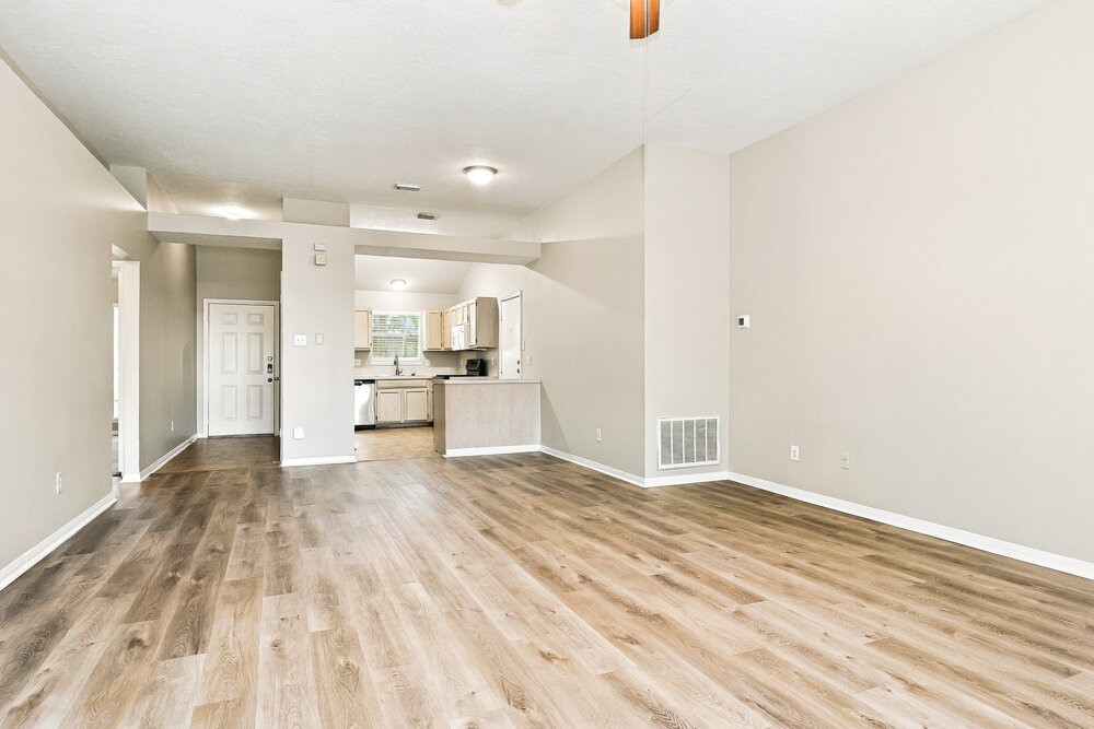 23623 Prairie Bird Drive Property Photo 6