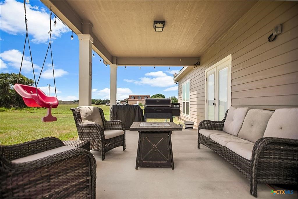 50 Dewberry Lane Property Photo 7