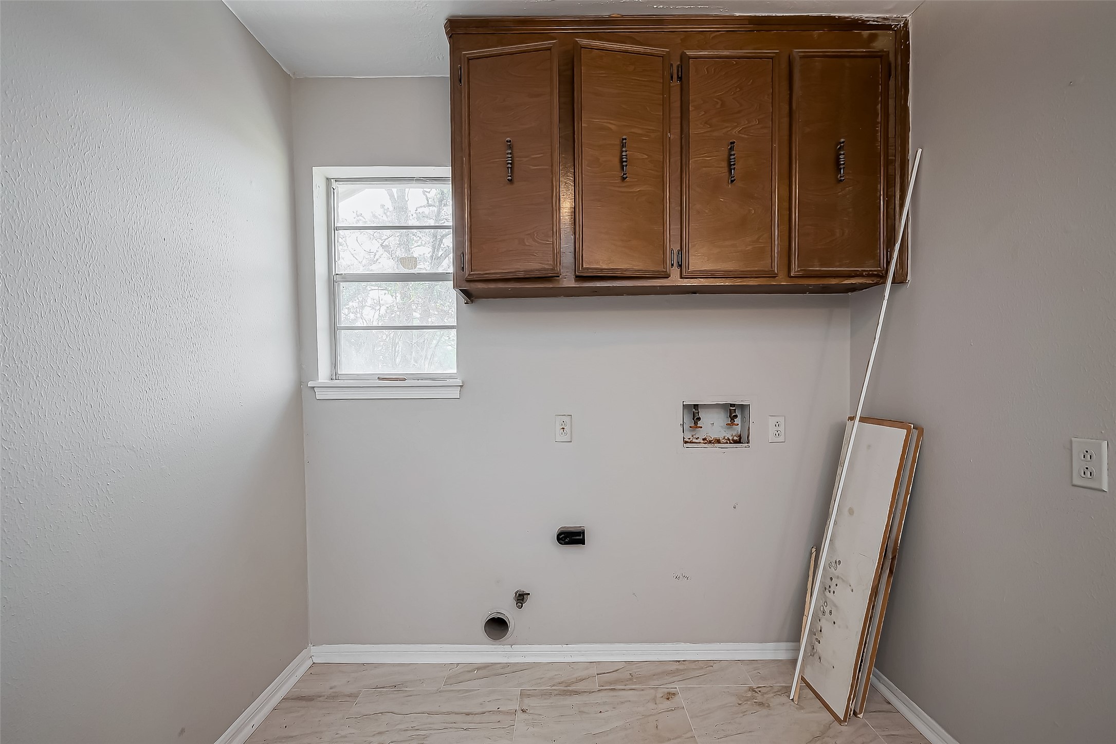 811 Loire Lane Property Photo 16