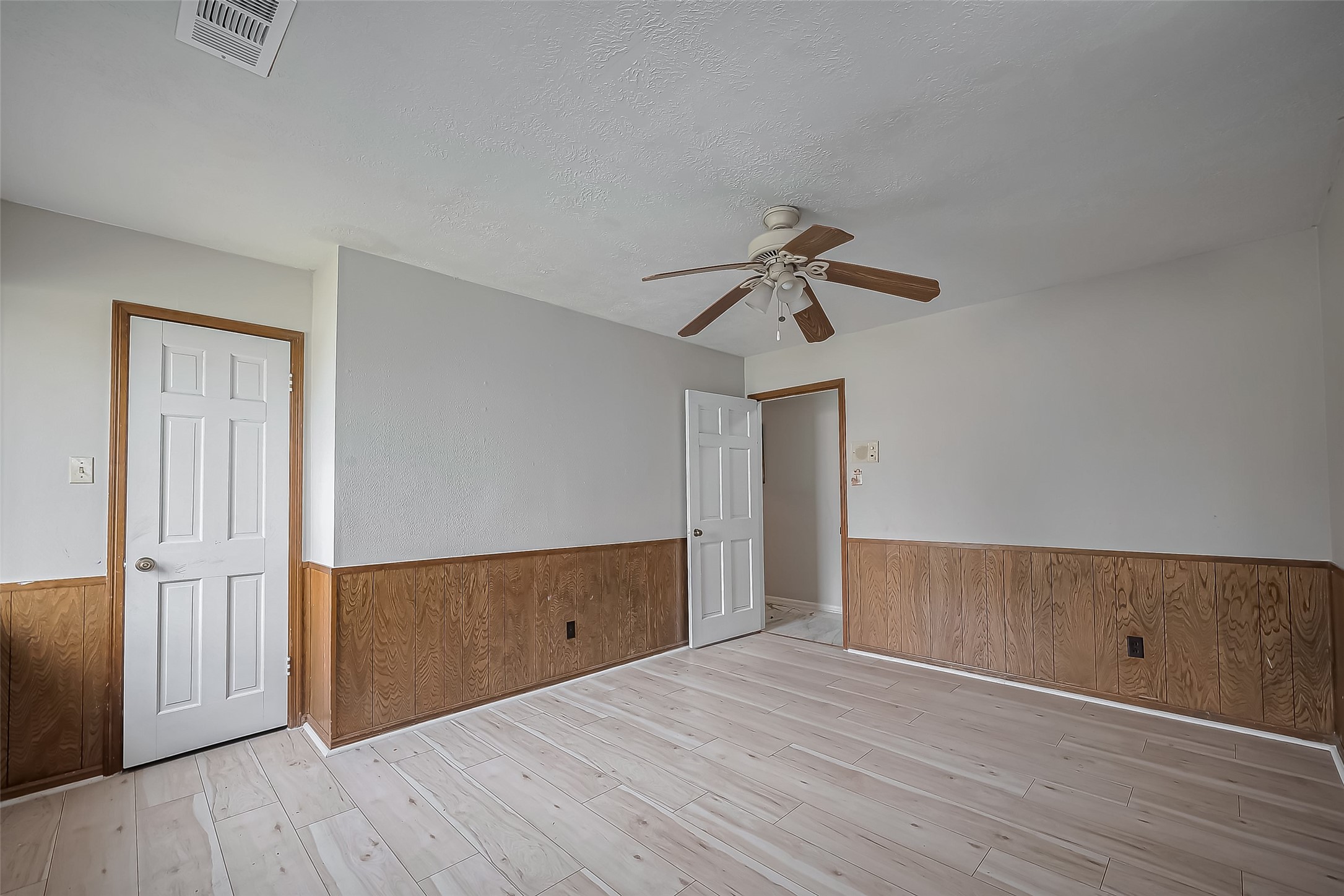 811 Loire Lane Property Photo 19